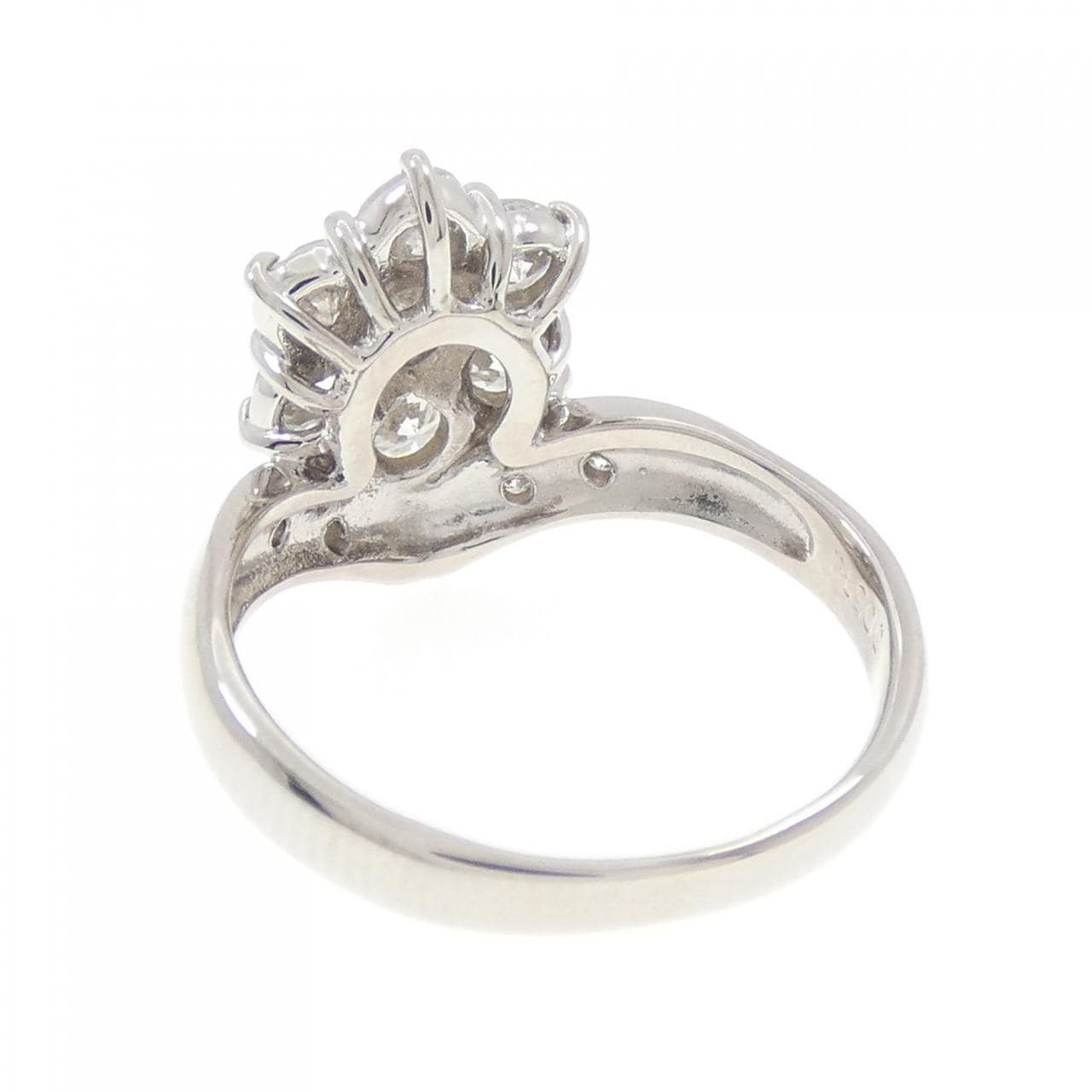 PT900 フラワー ダイヤモンド リング 1.00CT