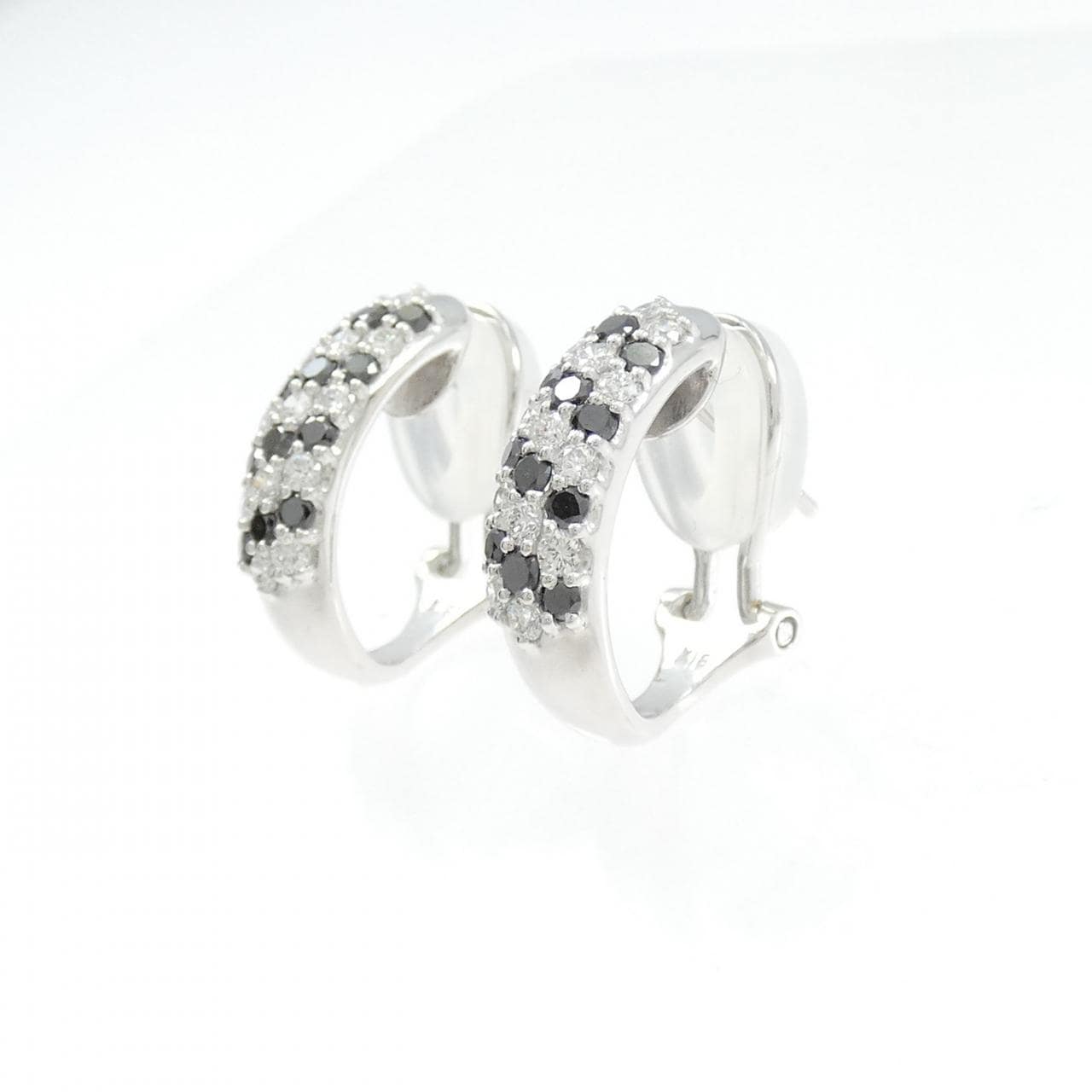 K18WG ダイヤモンド ピアス 1.00CT