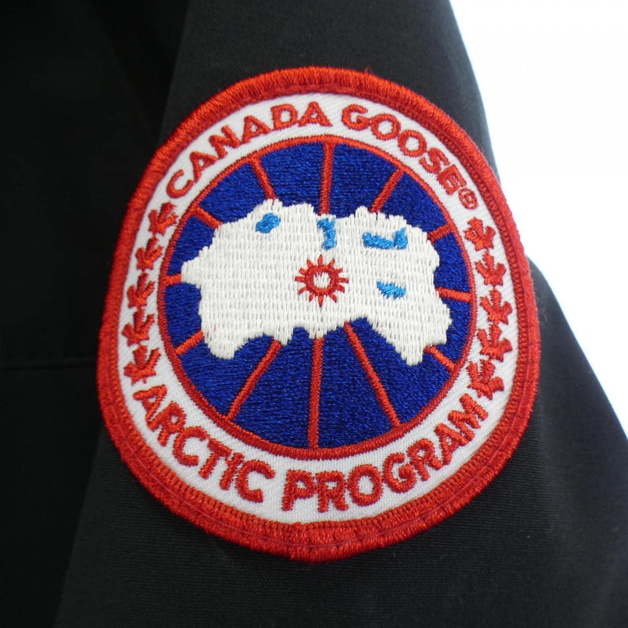 カナダグース CANADA GOOSE ダウンジャケット