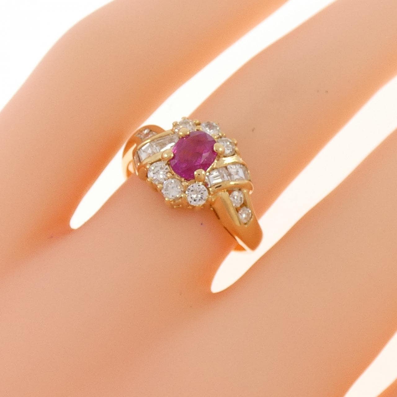 K18YG ルビー リング 0.67CT