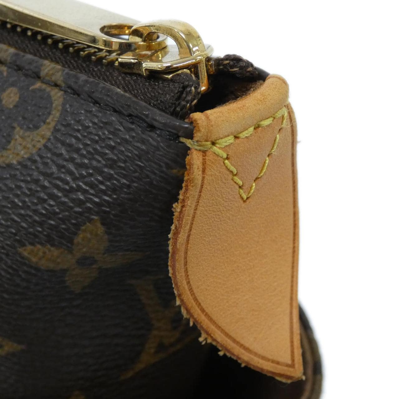 LOUIS VUITTON Monogram Total PM M56688 包