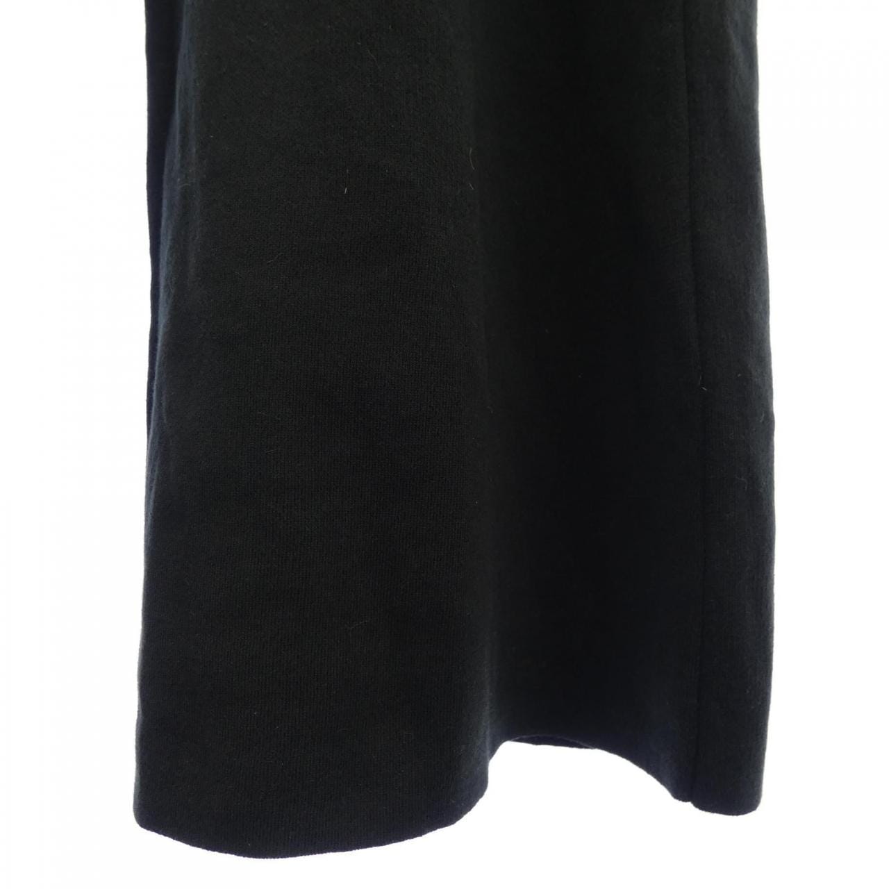 エイトン ATON パンツ