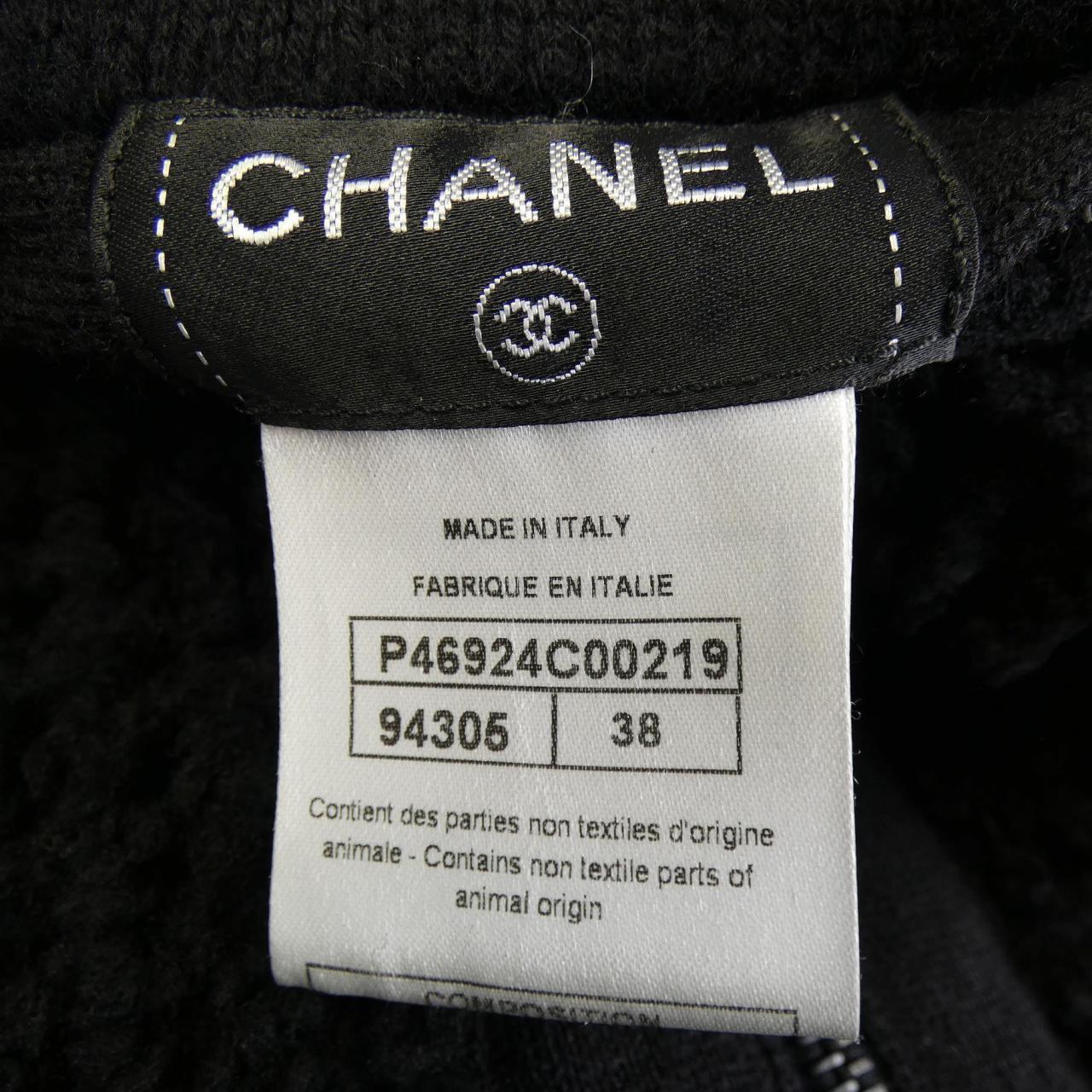 シャネル CHANEL P46924C00219 ムートンコート