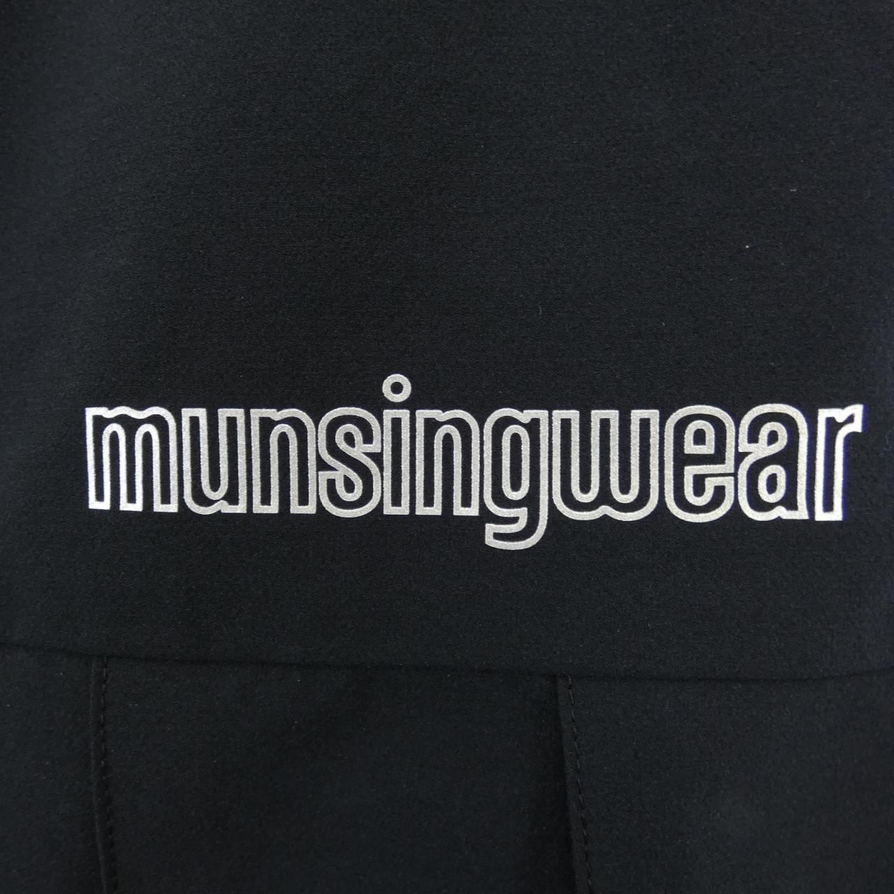 MUNSING WEAR ショートパンツ