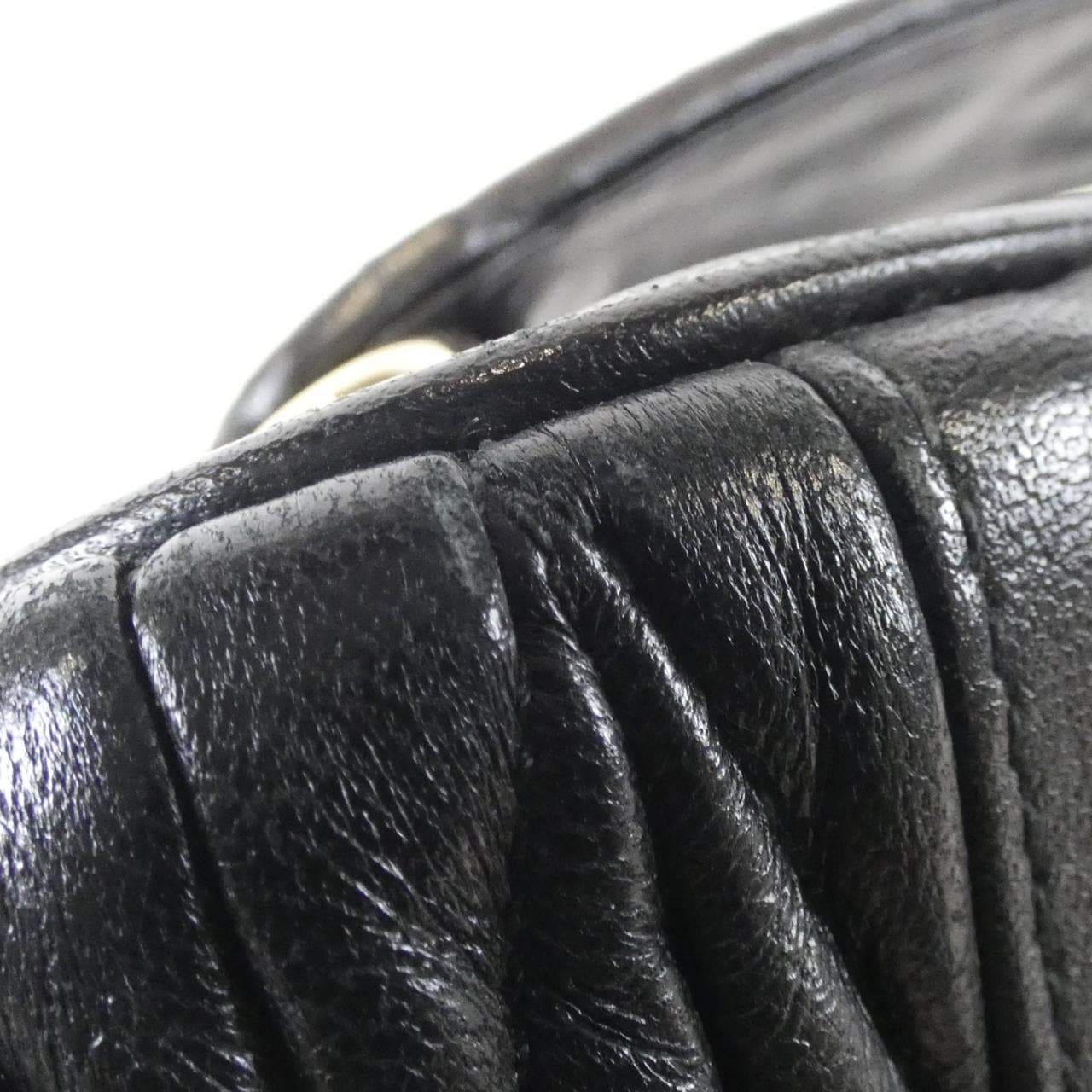 ミュウミュウ ショルダーバッグ