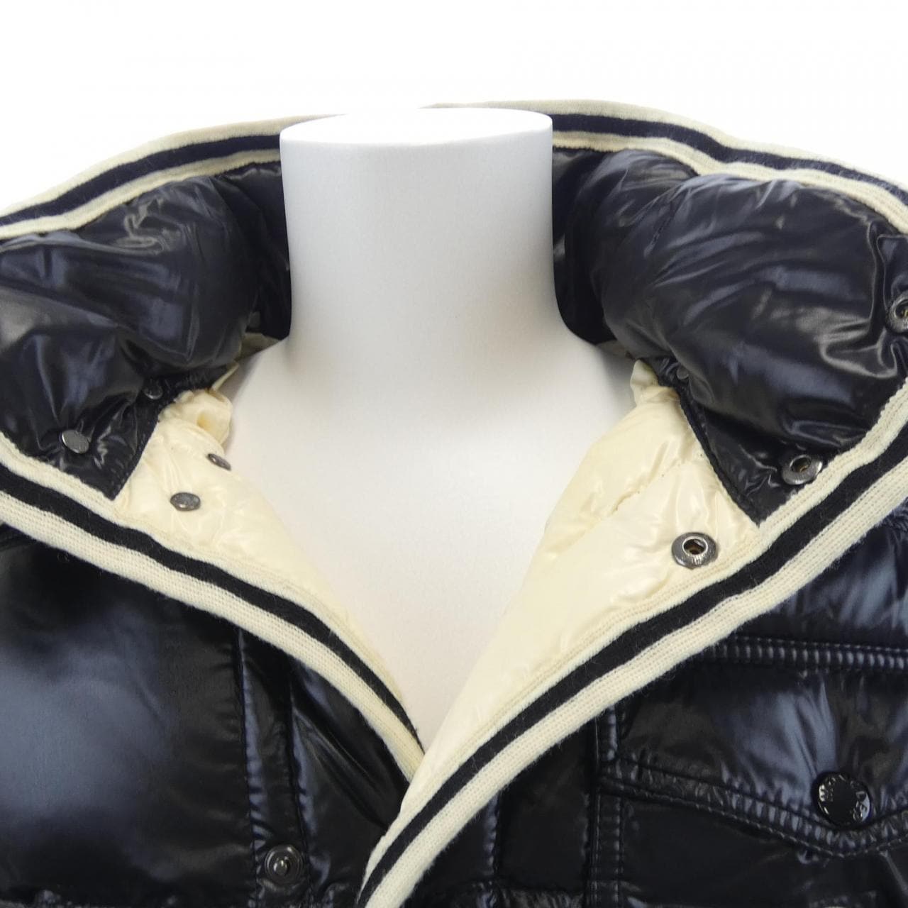 MONCLER MONCLER 41338/50 BRANSON 羽絨服