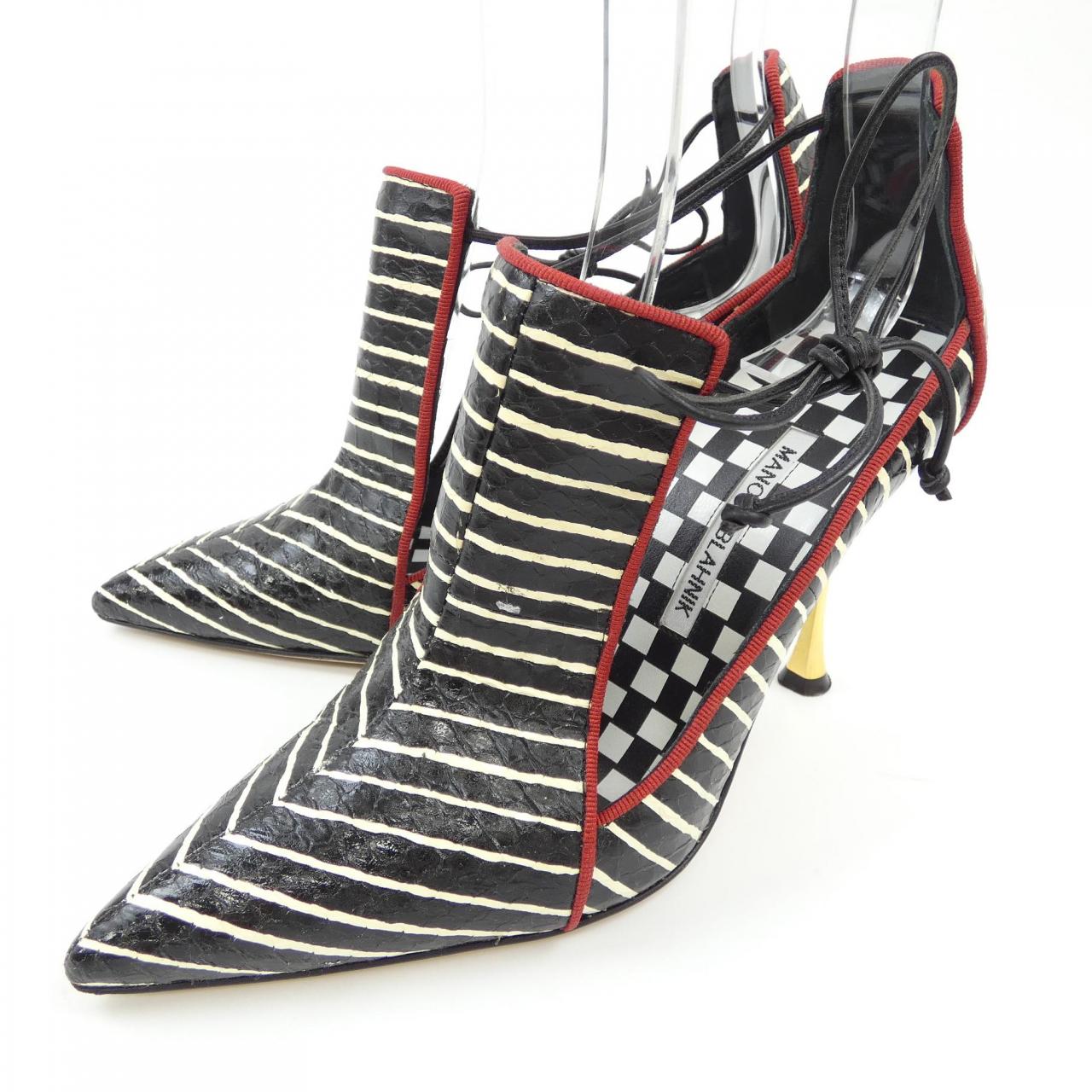 マノロブラニク MANOLO BLAHNIK パンプス