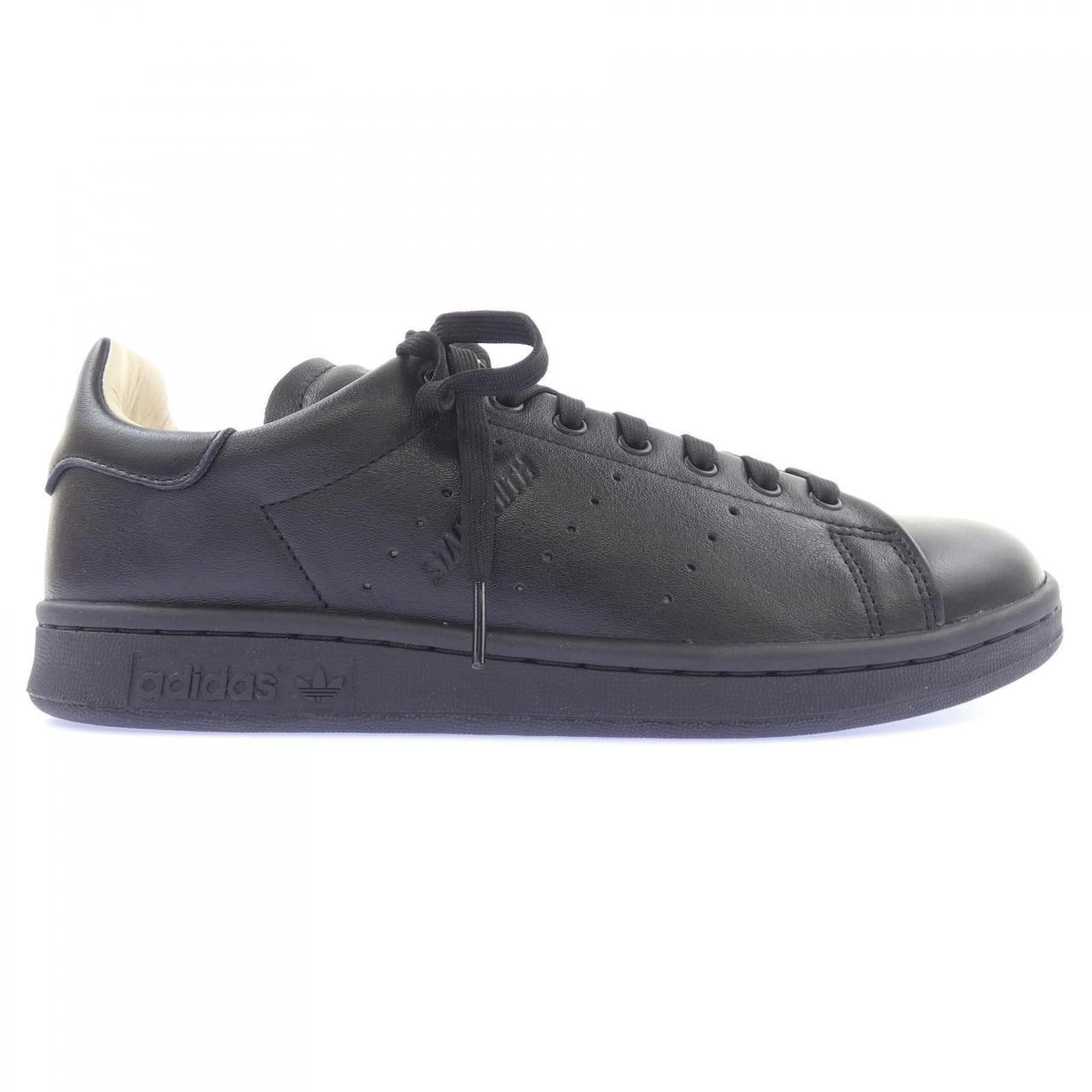 アディダス ADIDAS IH2450 スニーカー