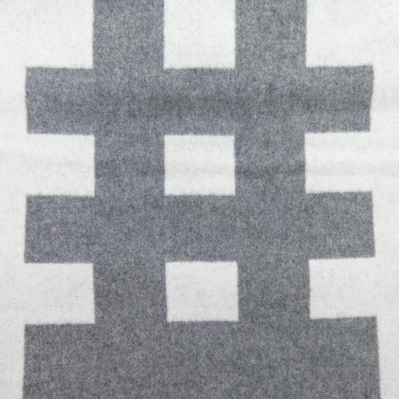 エルメス HERMES ソードゥエ SAUT DE HAIE H259143S MUFFLER