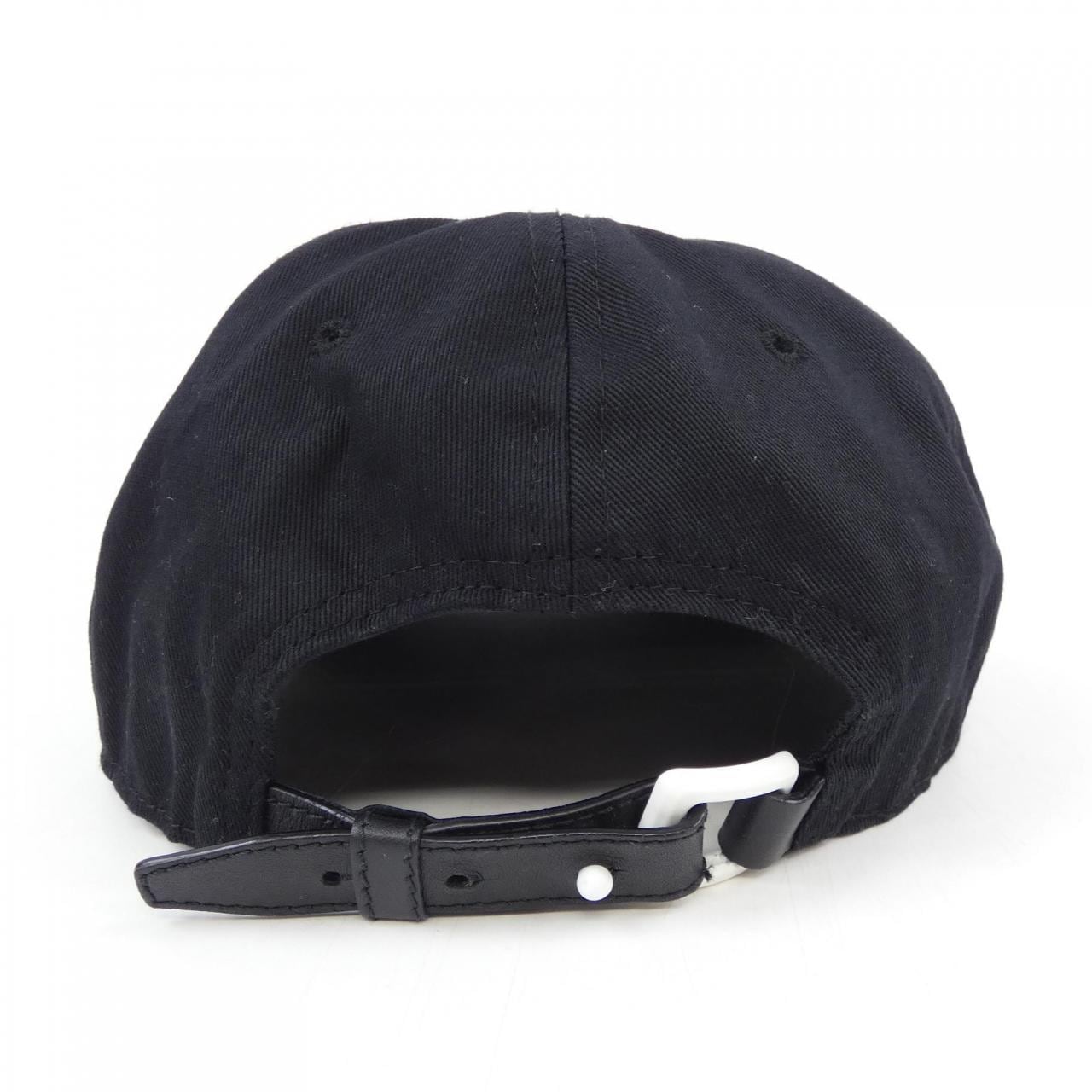 ヴァレンティノ VALENTINO キャップ