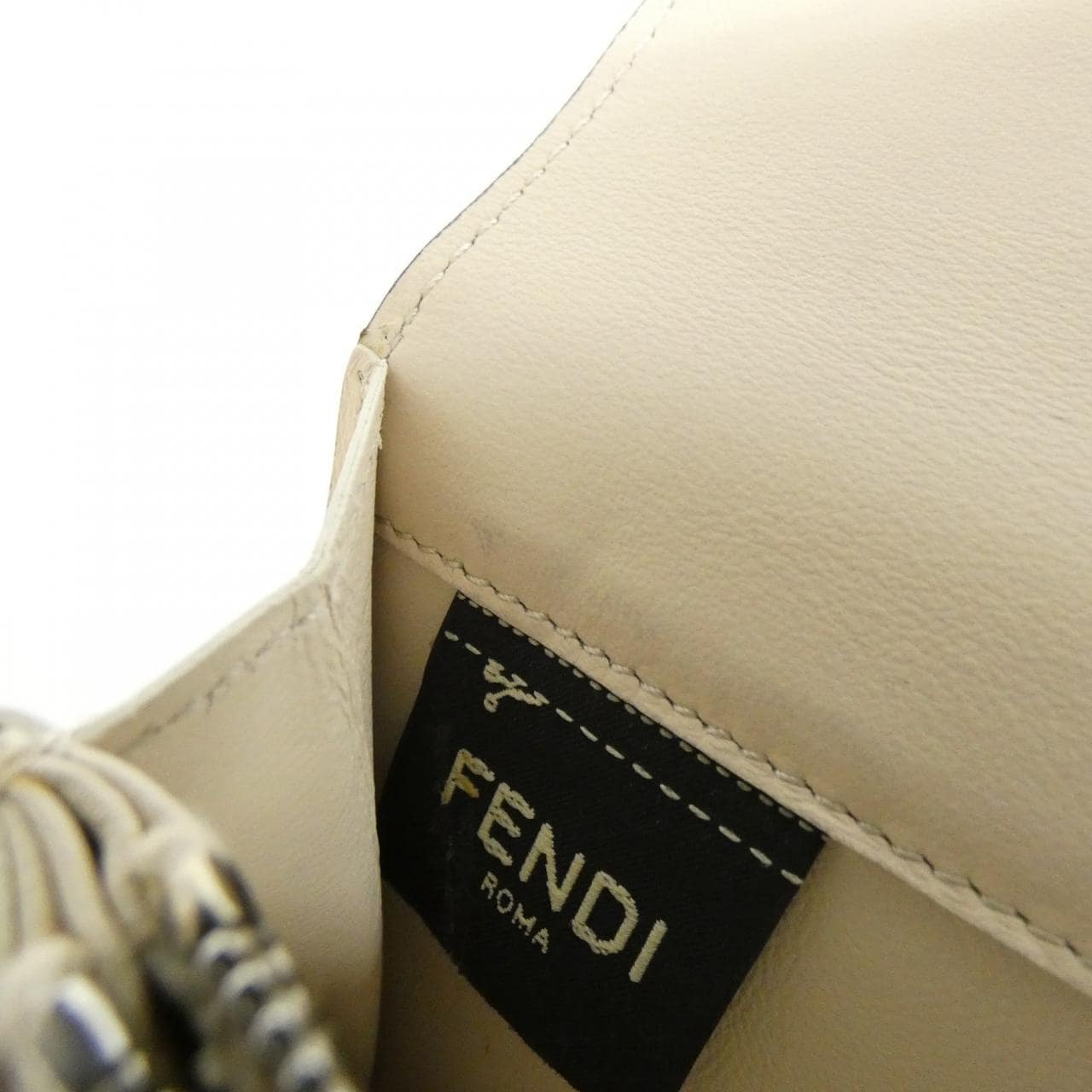 フェンディ ピーカブー 8M0437 A91B 財布
