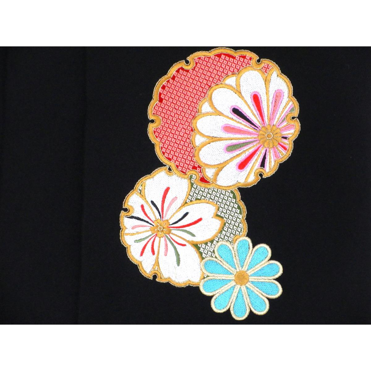 女袴　ＪＡＰＡＮ　ＳＴＹＬＥ　刺繍入り　紐下９１ｃｍ　Ｍサイズ