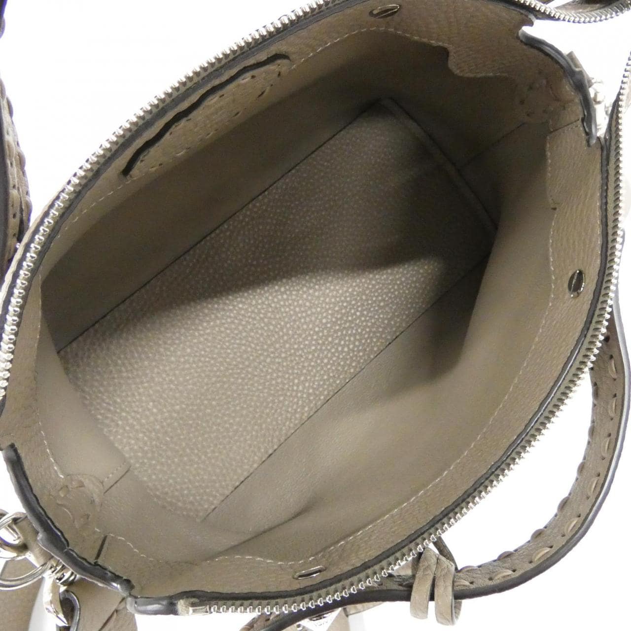 フェンディ SELLERIA バイ ザ ウェイ ミディアム 8BL155 ASU2 バッグ