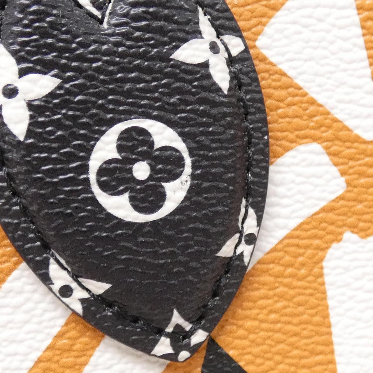 ルイヴィトン LVクラフティ オンザゴー GM M45359 バッグ