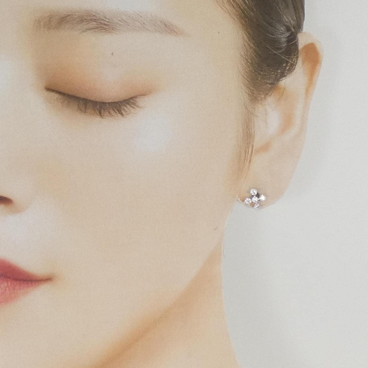 18KWG/K18WG ダイヤモンド ピアス 0.50CT