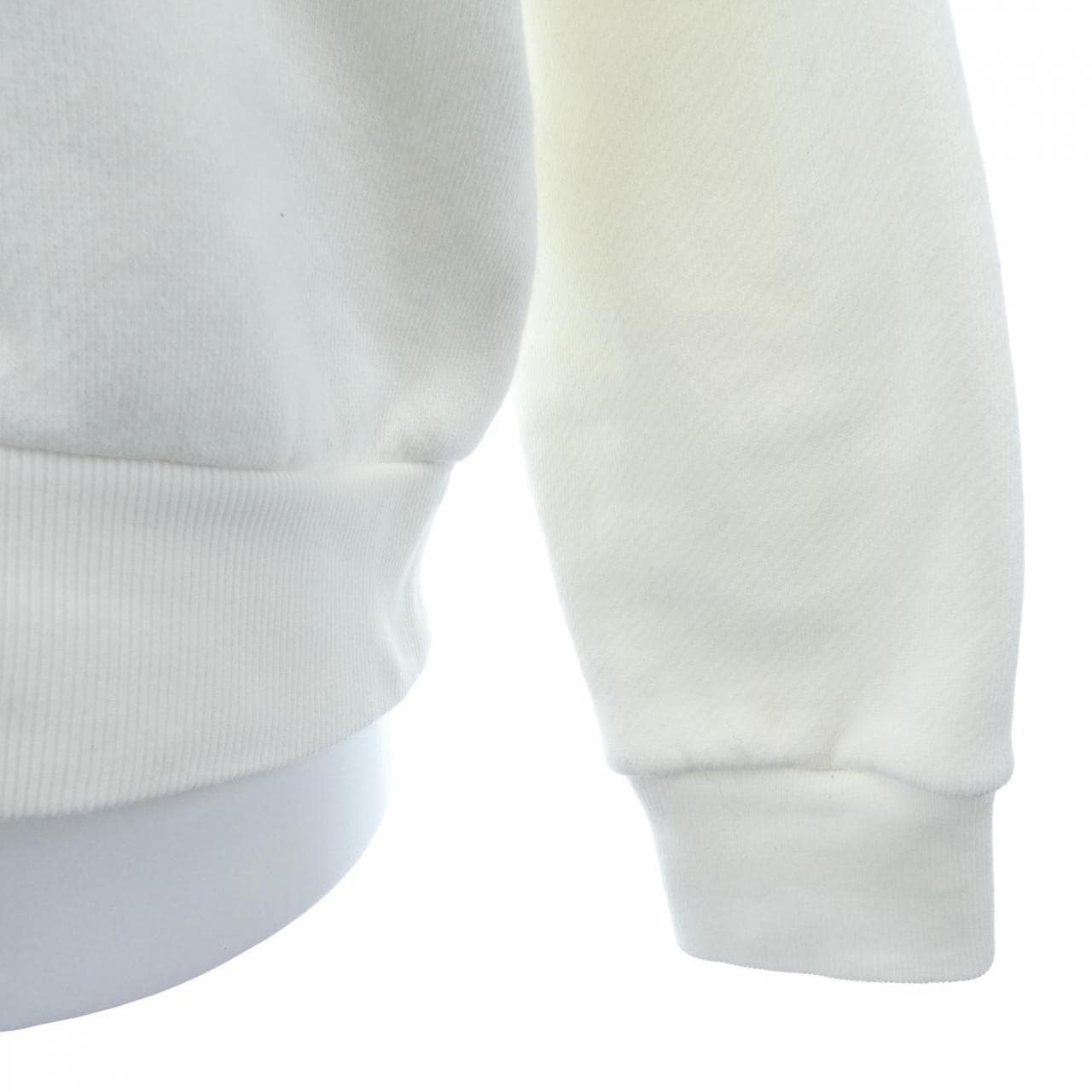 グッチ GUCCI ADIDAS トレフォイルエンブロイダリー 702607 XJEDA パーカー