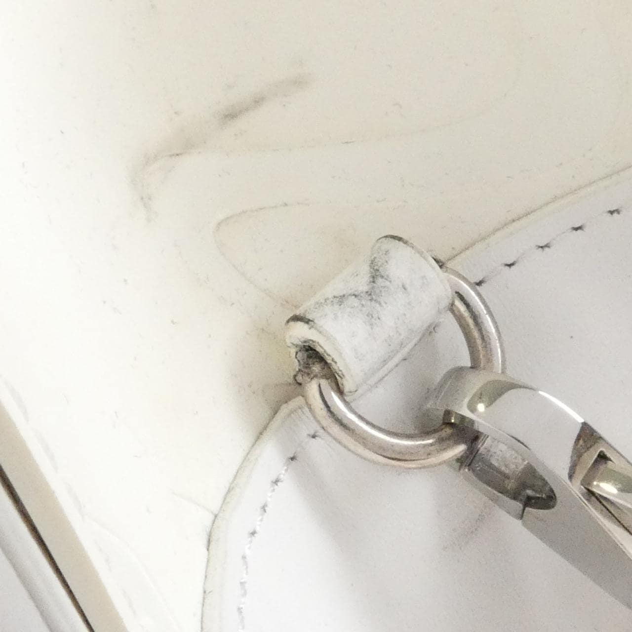 クリスチャンルブタン ルイストート1225141 バッグ