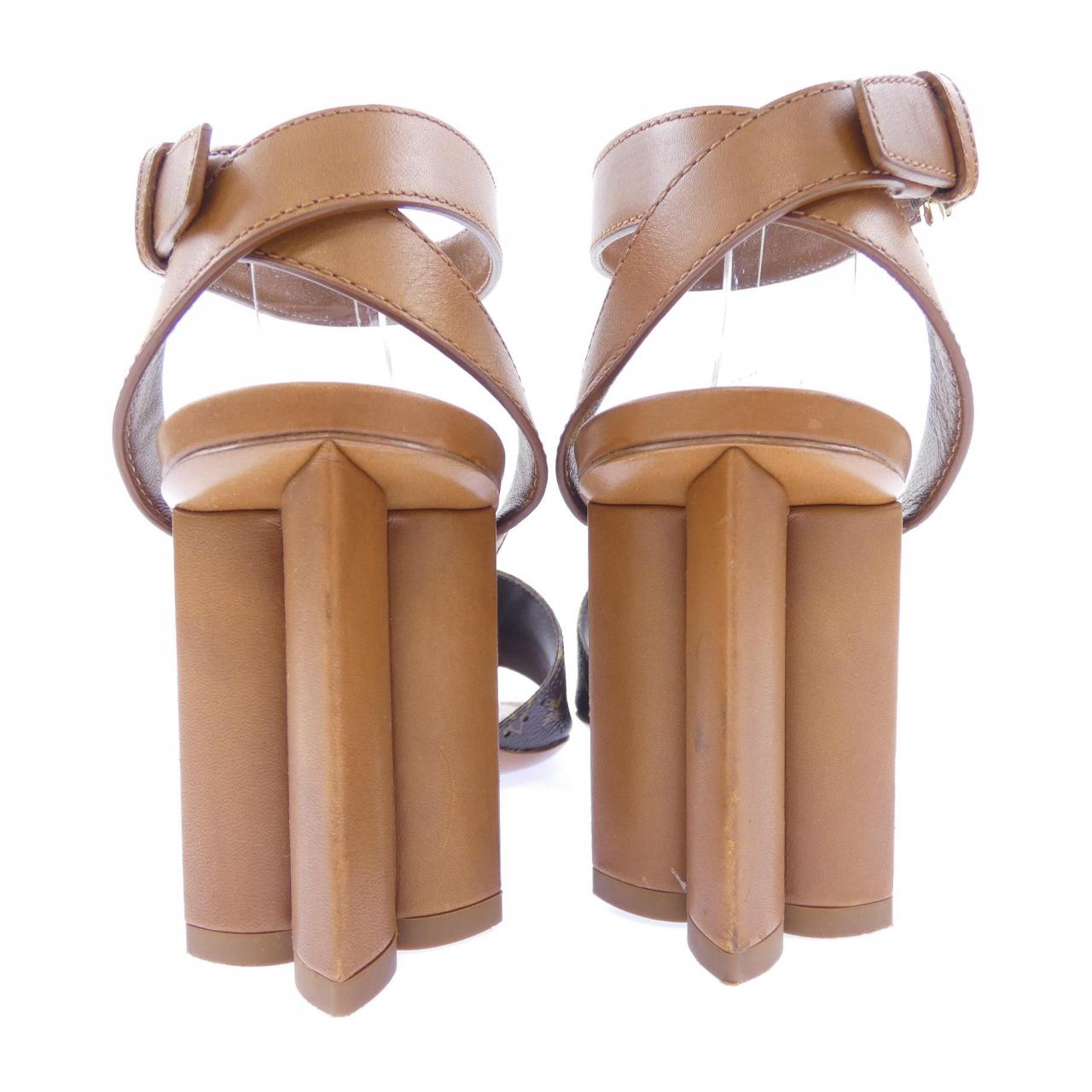 ルイヴィトン LOUIS VUITTON モノグラムキャンバス シルエット･ライン サンダル