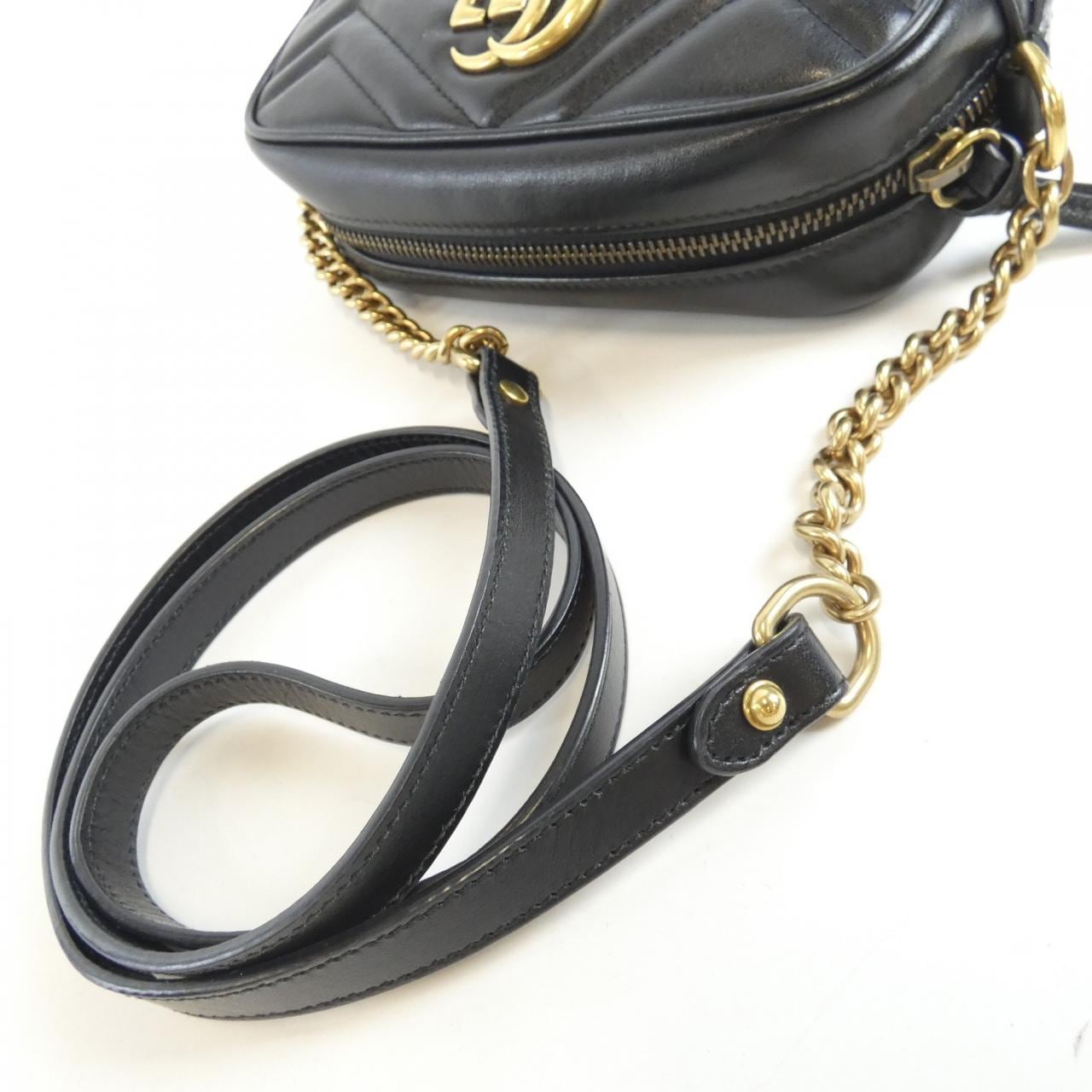 グッチ GG MARMONT 448065 DTD1T ショルダーバッグ