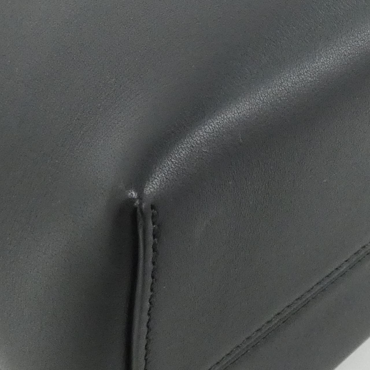 フェンディ バイ ザ ウェイ ミディアム 8BL146 1D5 バッグ