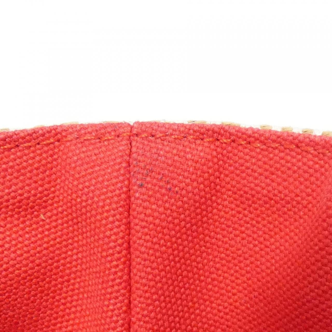 エルメス パニエ ド プラージュ シェヴロン PM 102495M バッグ