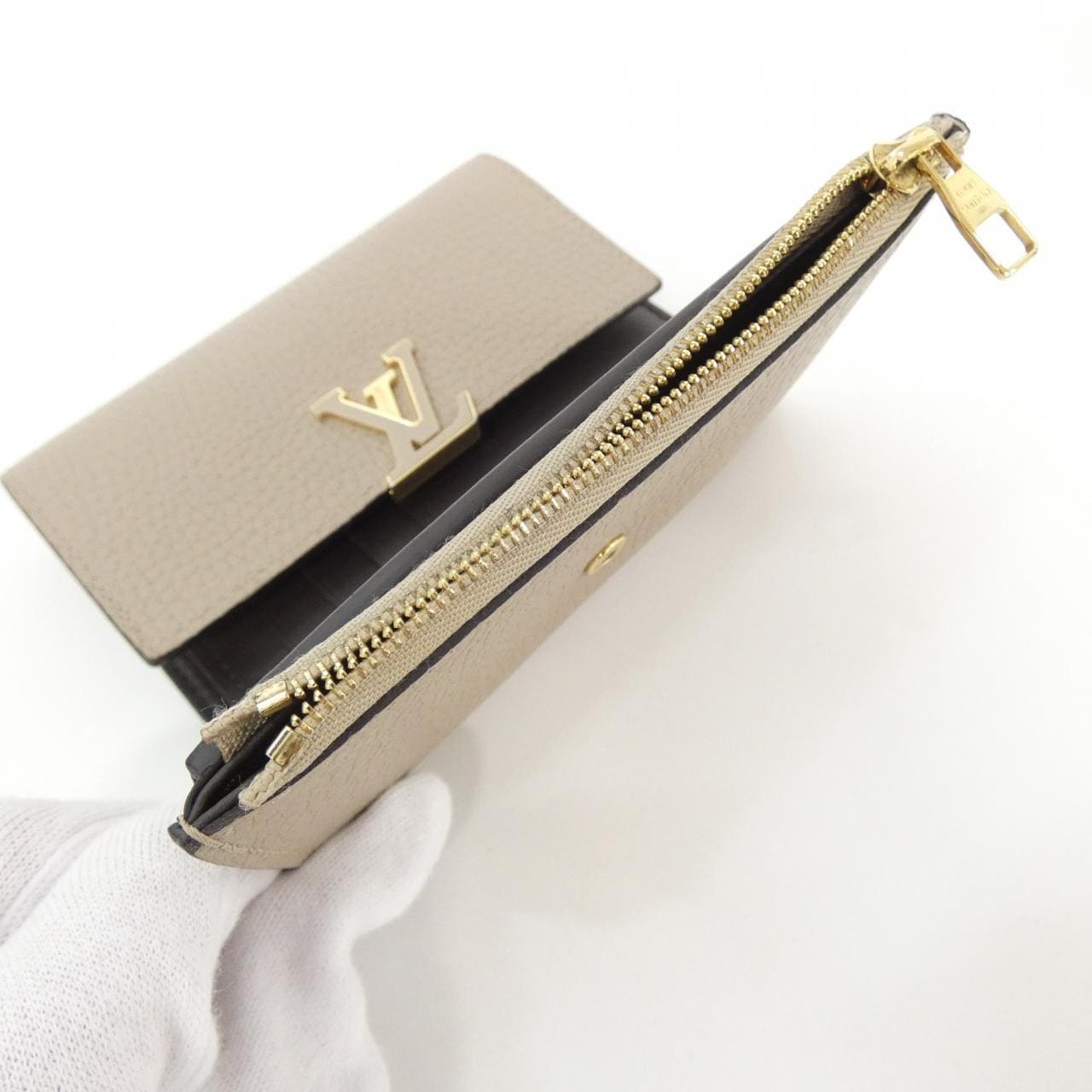ルイヴィトン ポルトフォイユ カプシーヌ コンパクト M62159 財布