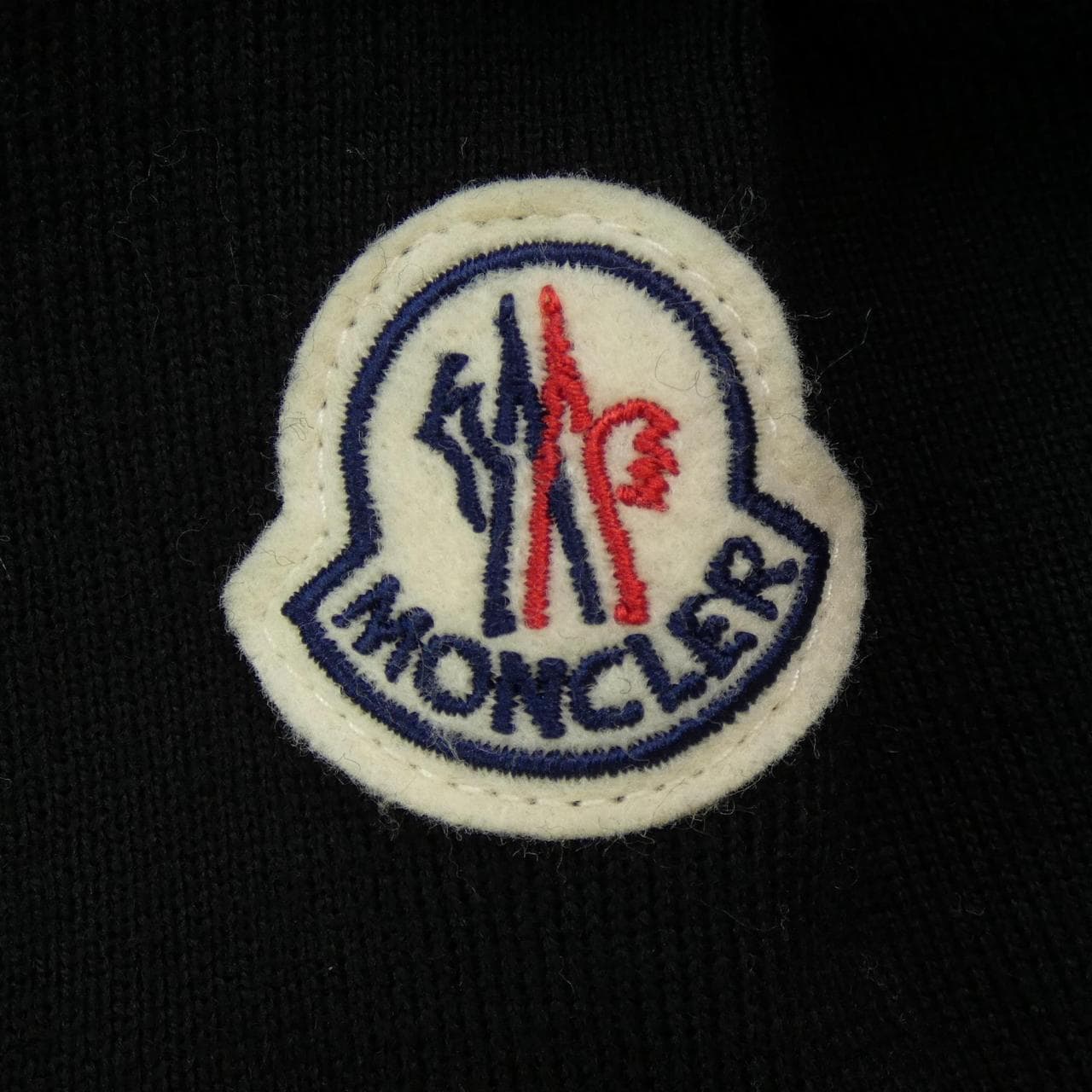 モンクレール MONCLER ダウンジャケット