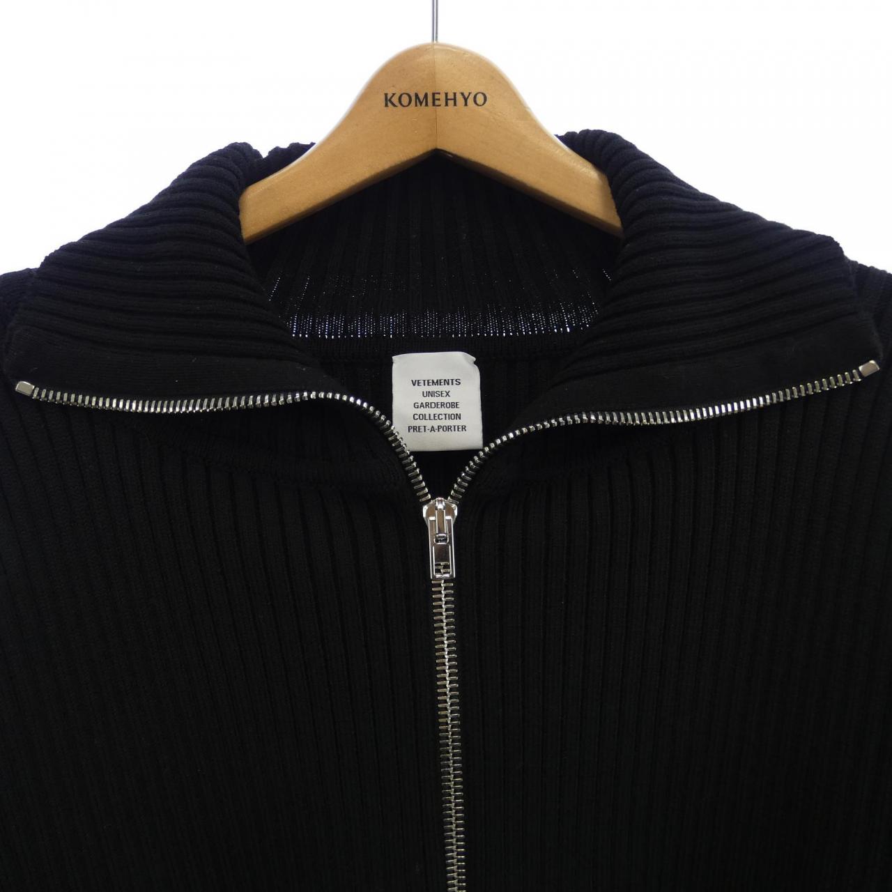 ヴェトモン VETEMENTS UE52KN460B ニット