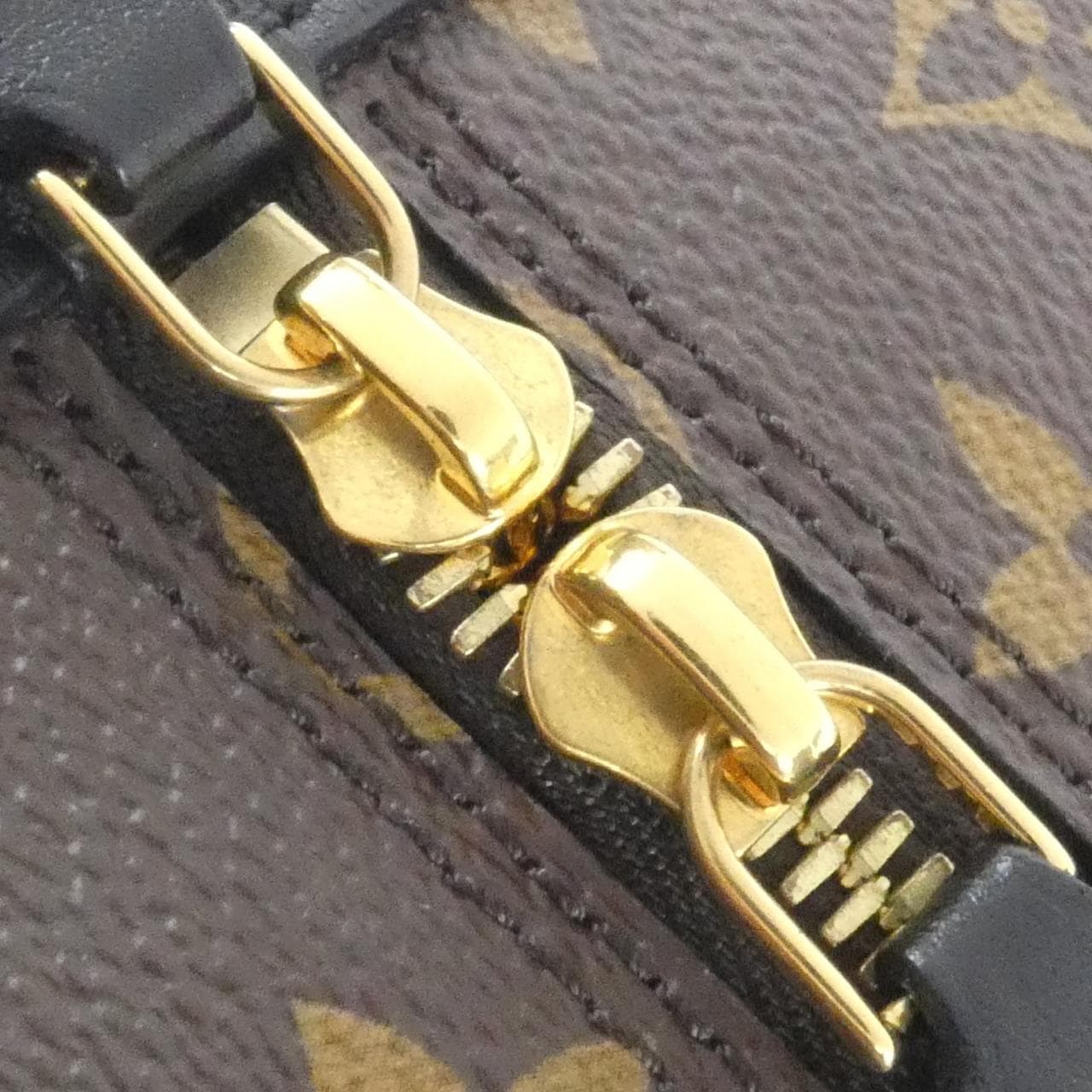 ルイヴィトン モノグラム リバース スクエア バッグ M43589 バッグ
