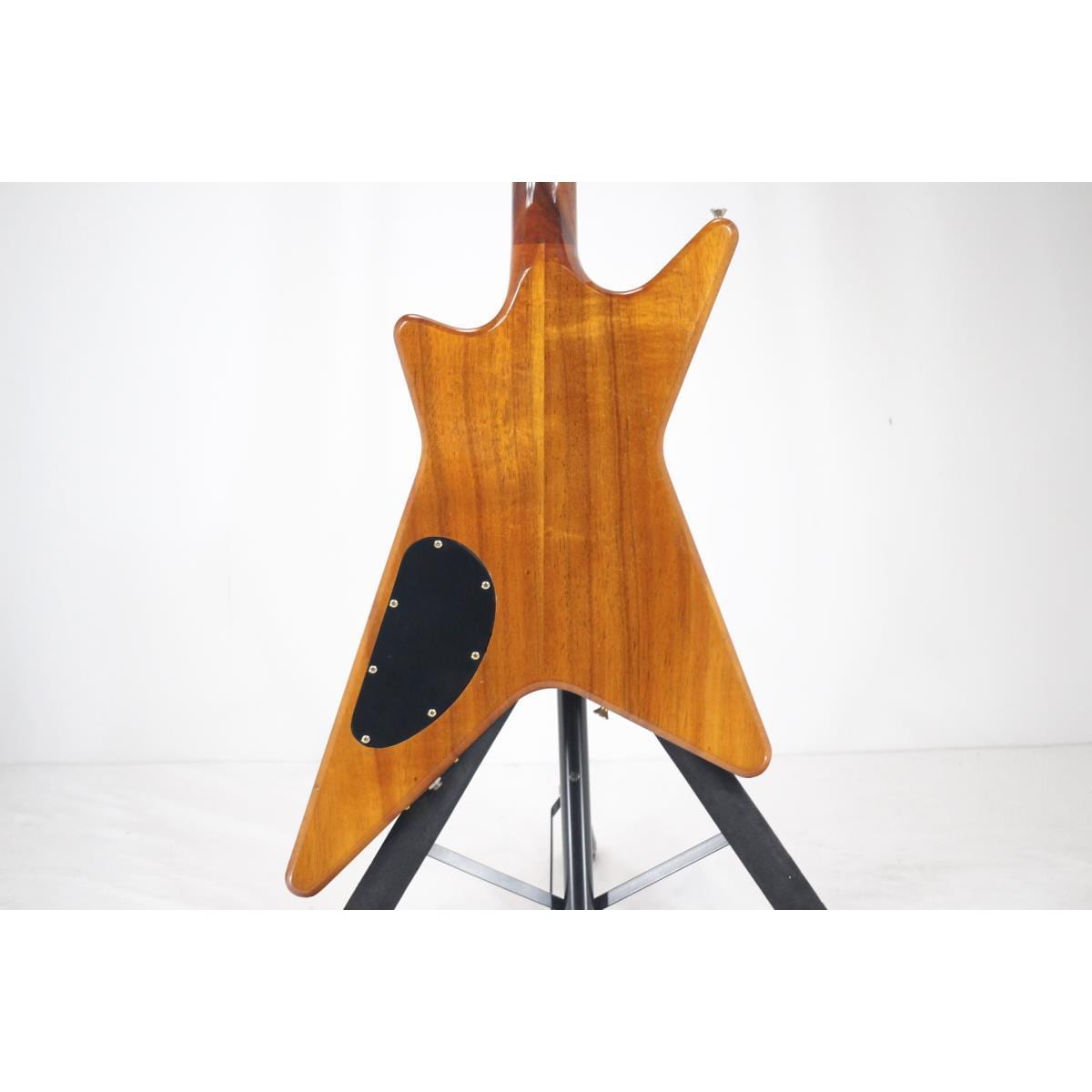 CARVIN V220