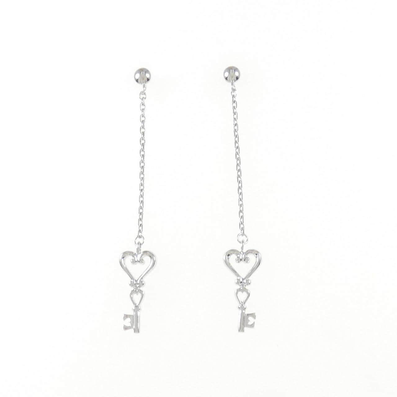 K18WG heart x key earrings