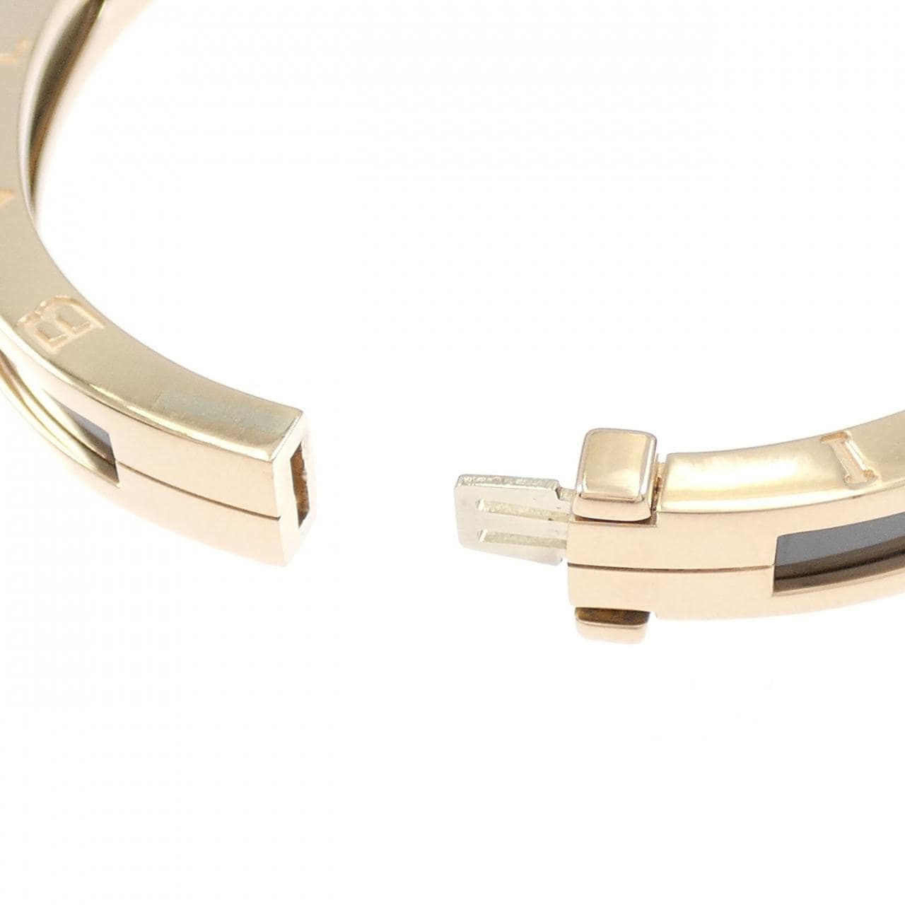 ブルガリ B.zero1 バングル