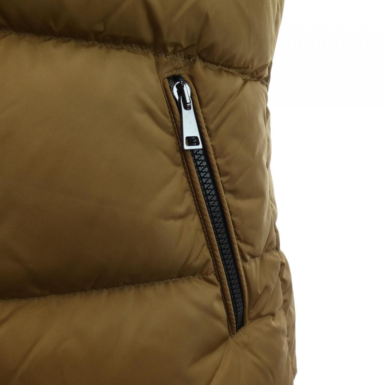 モンクレール MONCLER 54155 BAIRON ダウンベスト