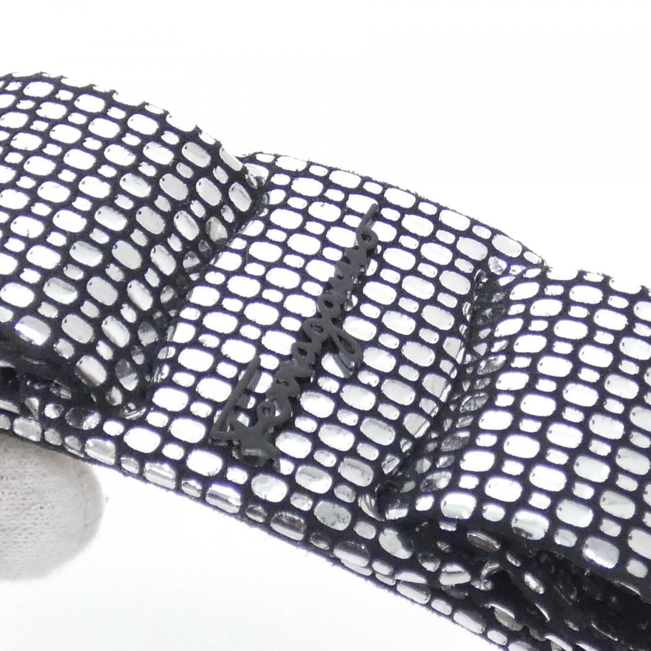 サルヴァトーレフェラガモ 34 0125 バレッタ