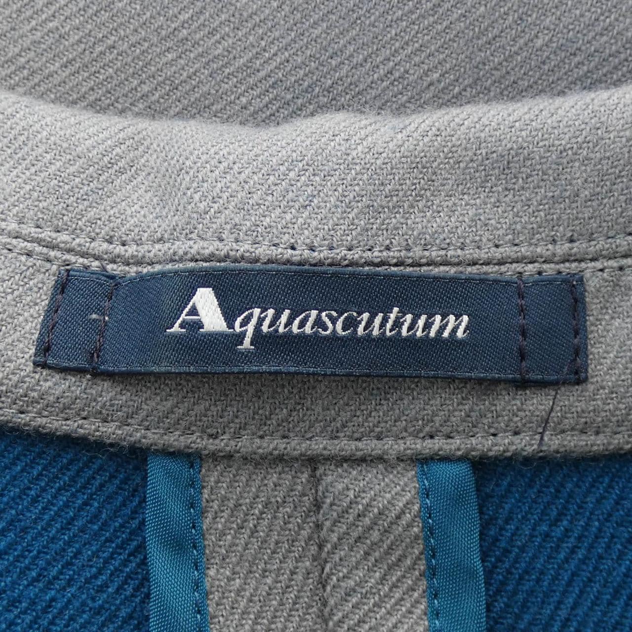 アクアスキュータム Aquascutum ベスト