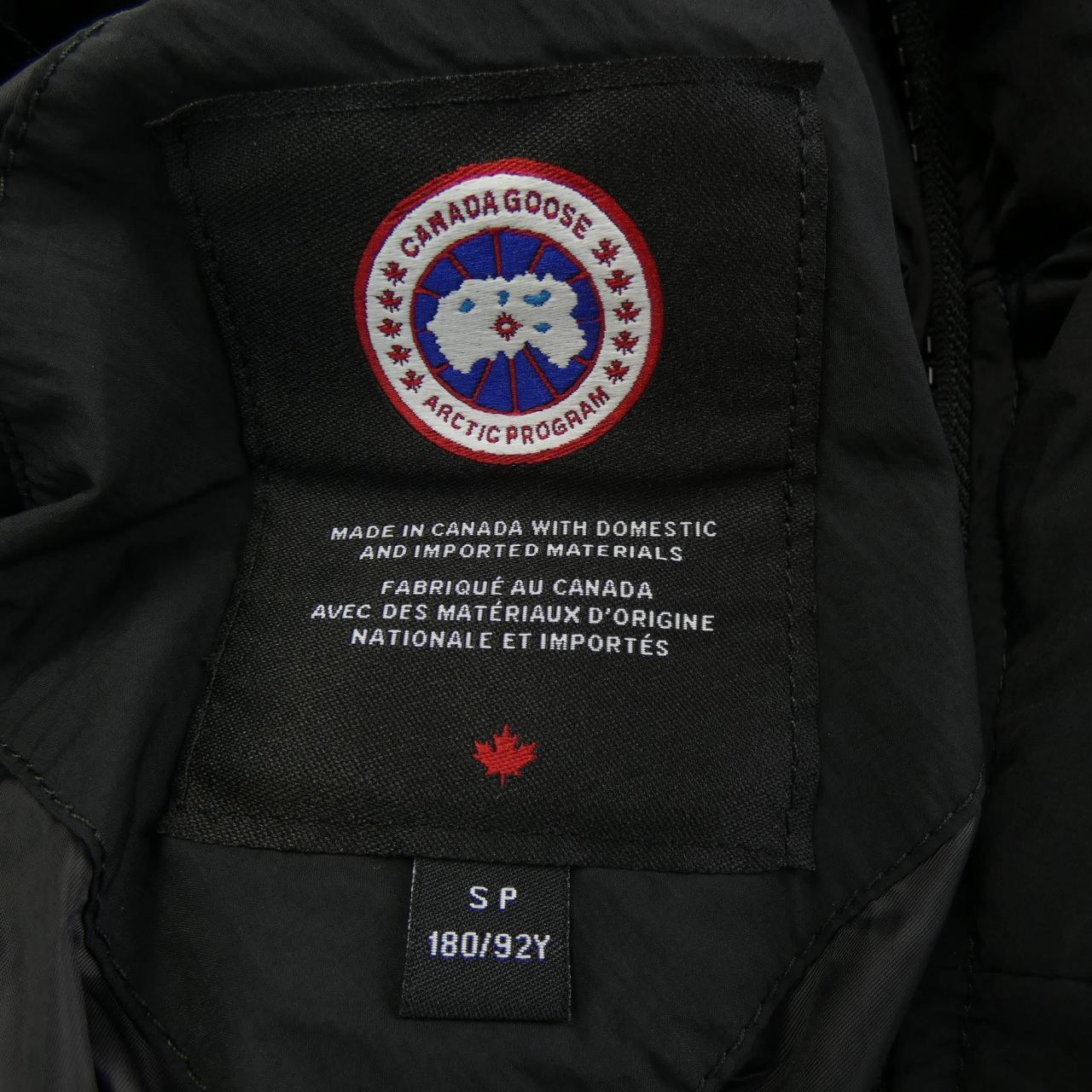 カナダグース CANADA GOOSE ダウンジャケット