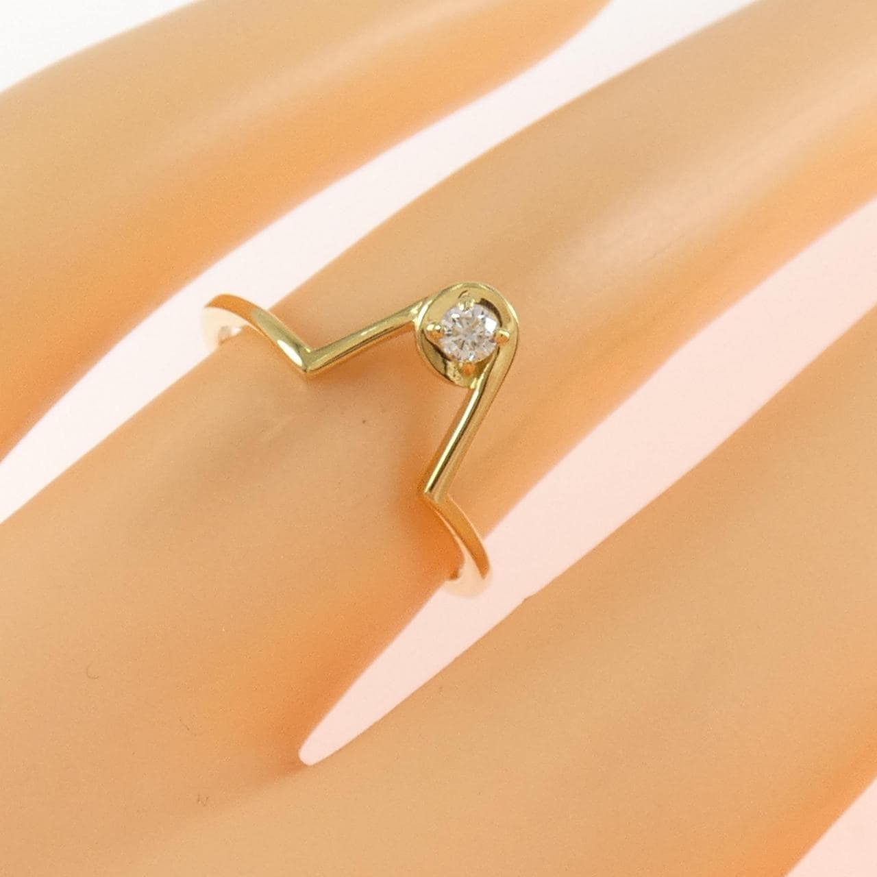 アーカー アーカースプリング リング 0.05CT