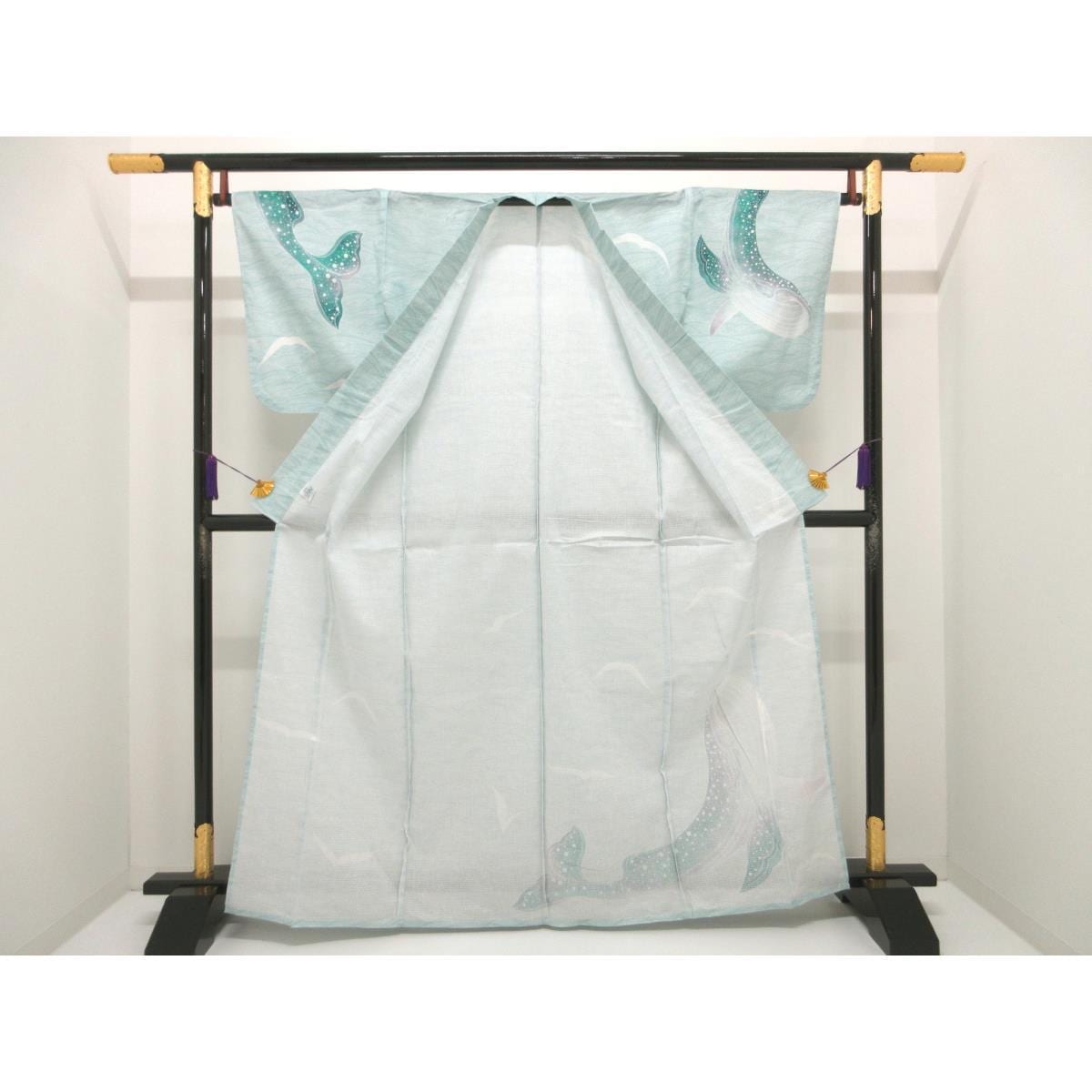 【新品】女ゆかた　くじら　Ｆサイズ