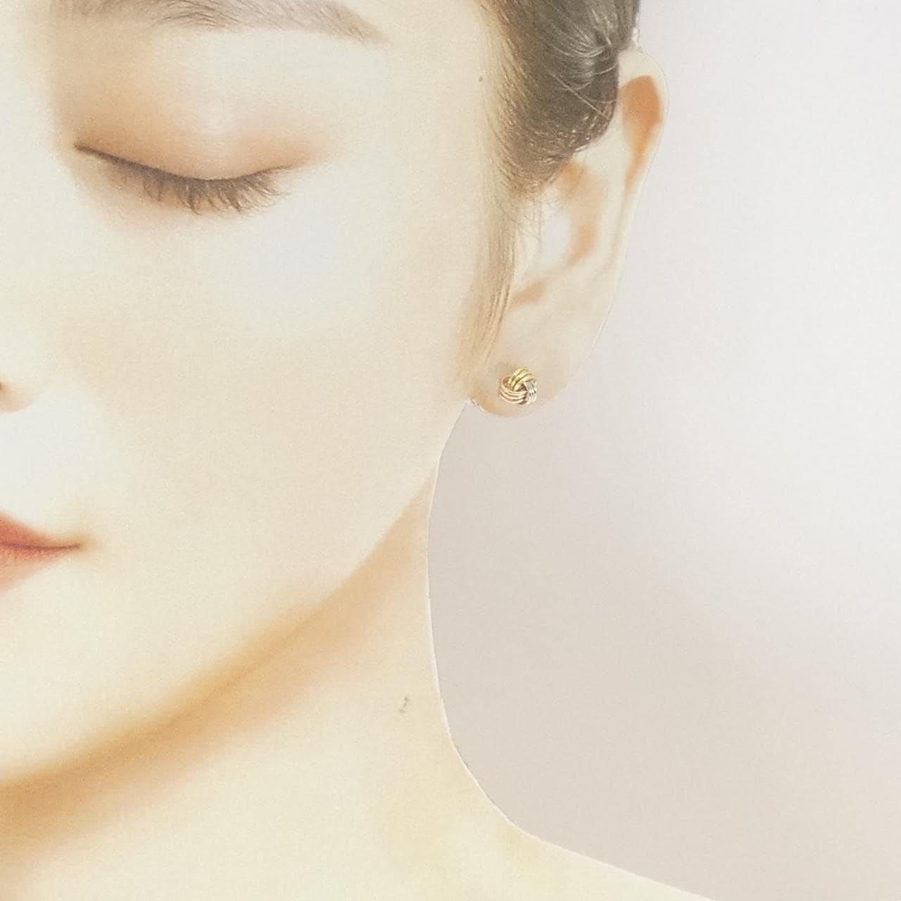 K18スリーカラー ピアス