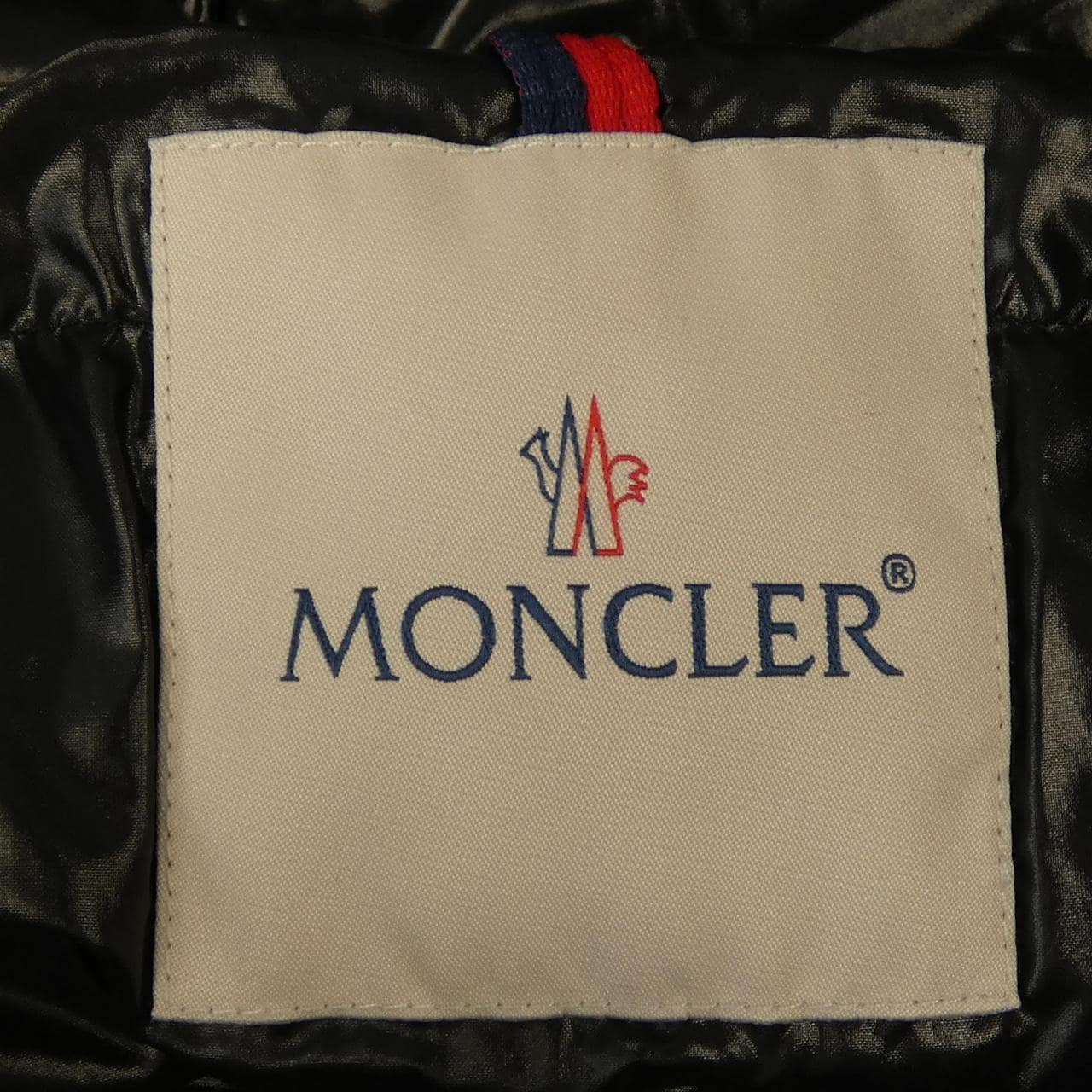 モンクレール MONCLER OLARGUES ダウンジャケット