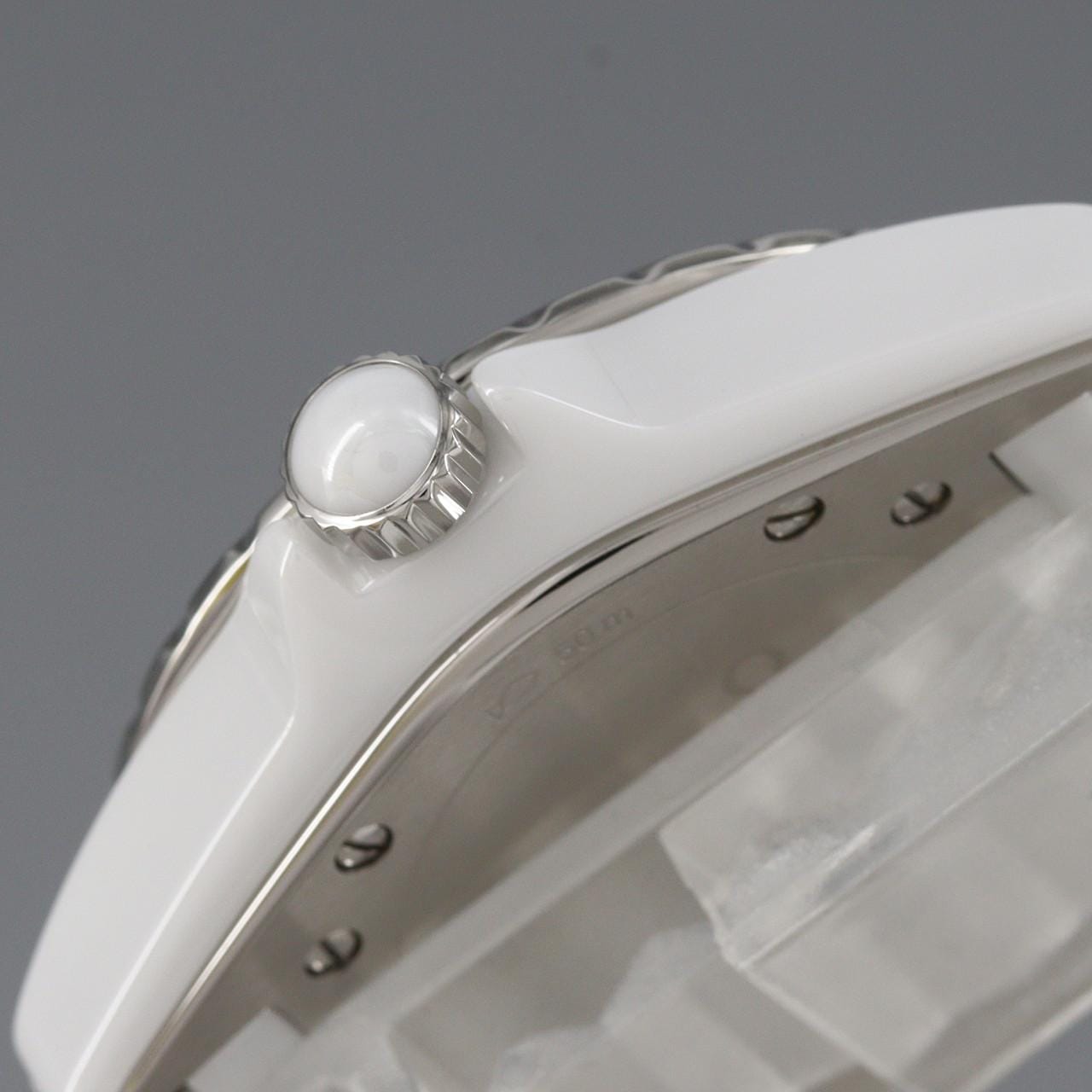 シャネル J12 33mmセラミック/D･8P H3110 セラミック クォーツ