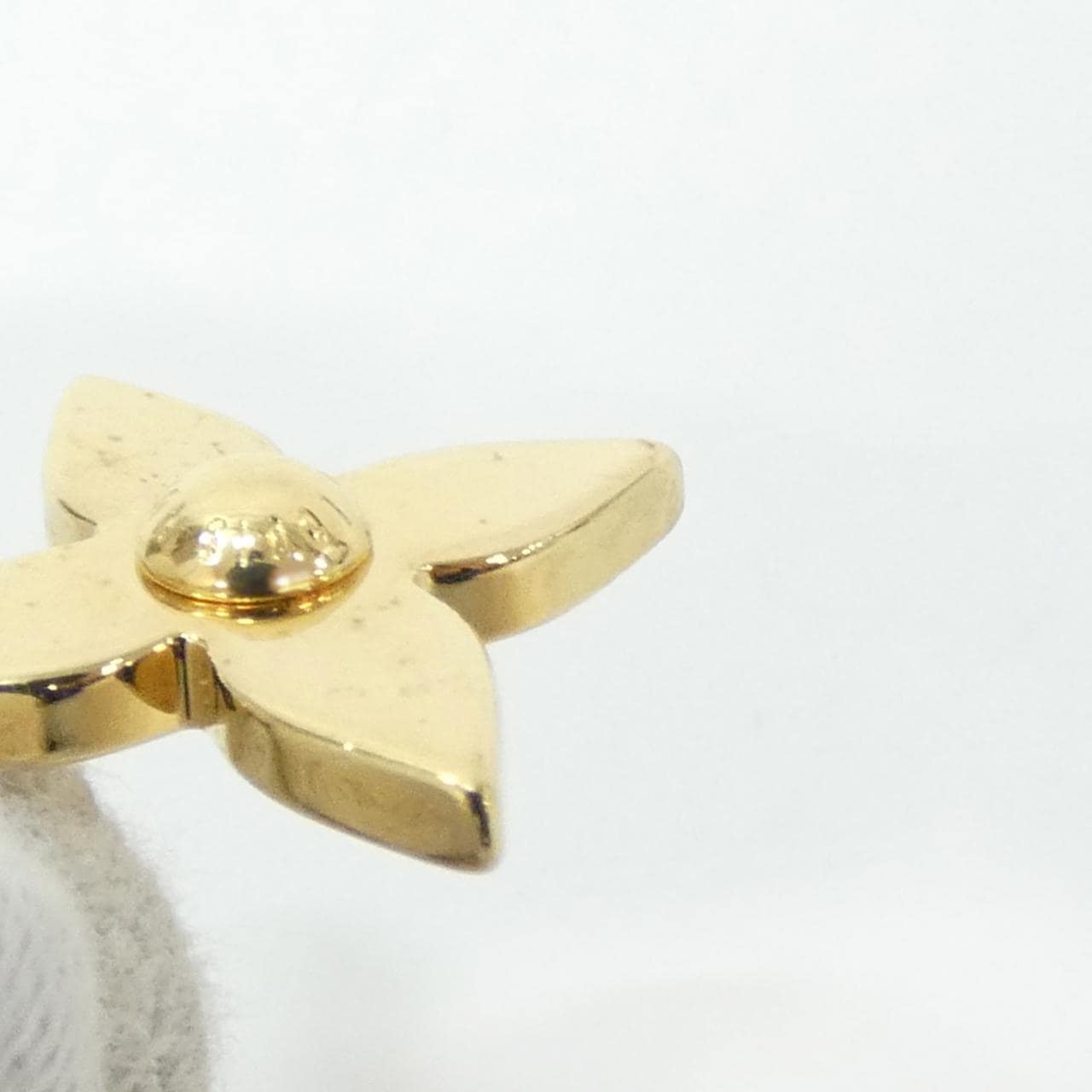 ルイヴィトン ビジューサック ビー フルール M66917 キーリング