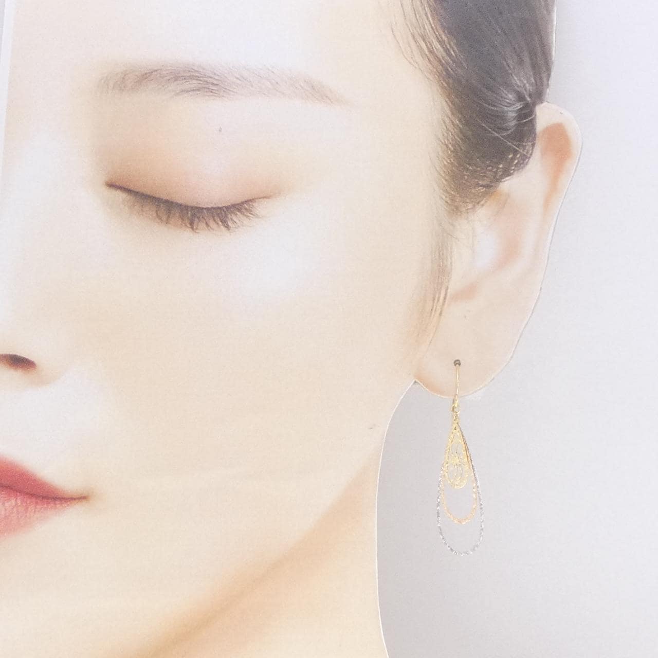 K18スリーカラー ピアス