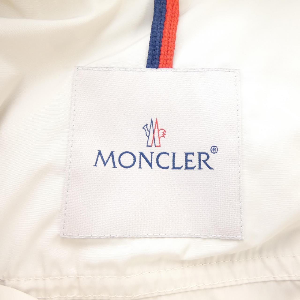 MONCLER蒙克勒·布卢森