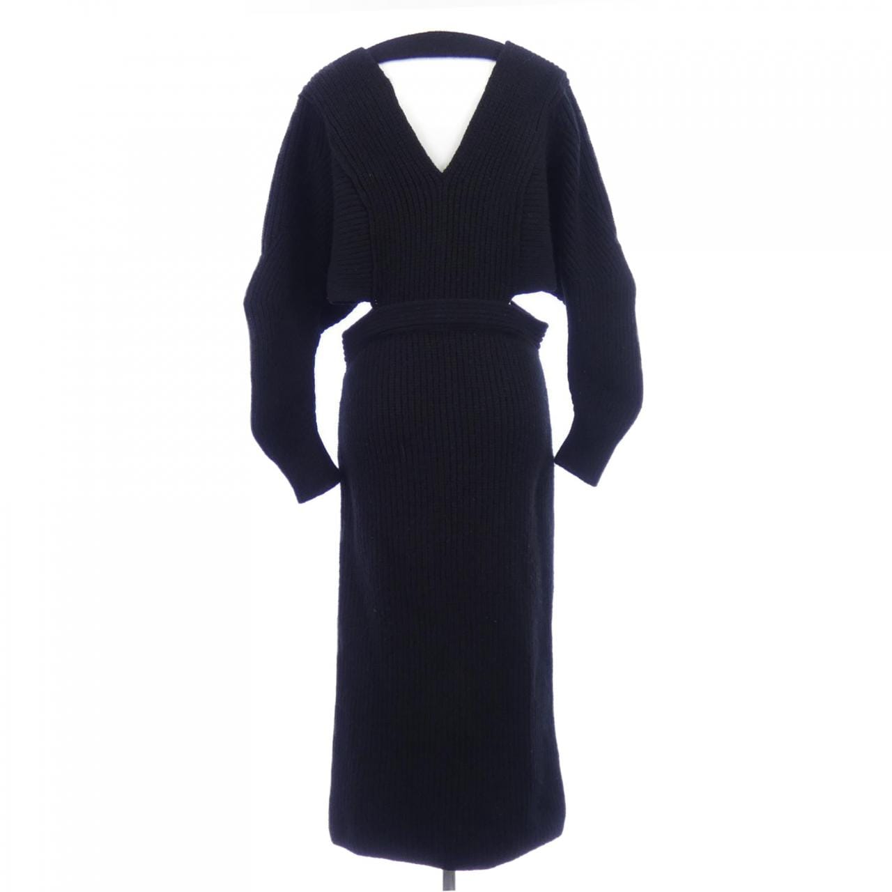 タン TAN TN18AW001 ワンピース