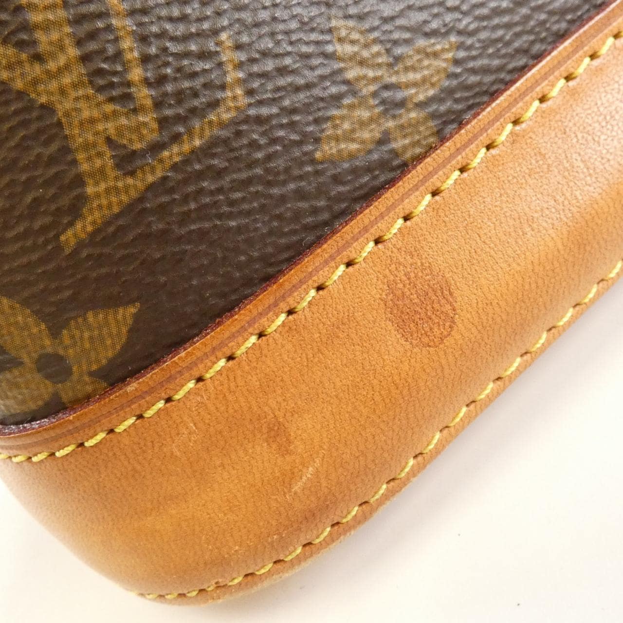 ルイヴィトン モノグラム アルマBB M53152 バッグ