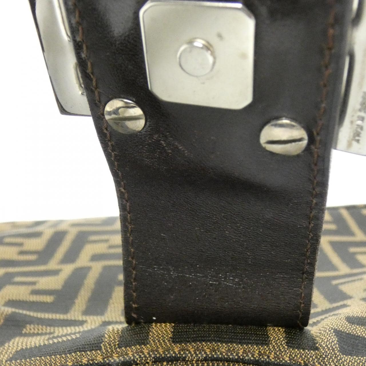 【ヴィンテージ】フェンディ 26569 ショルダーバッグ