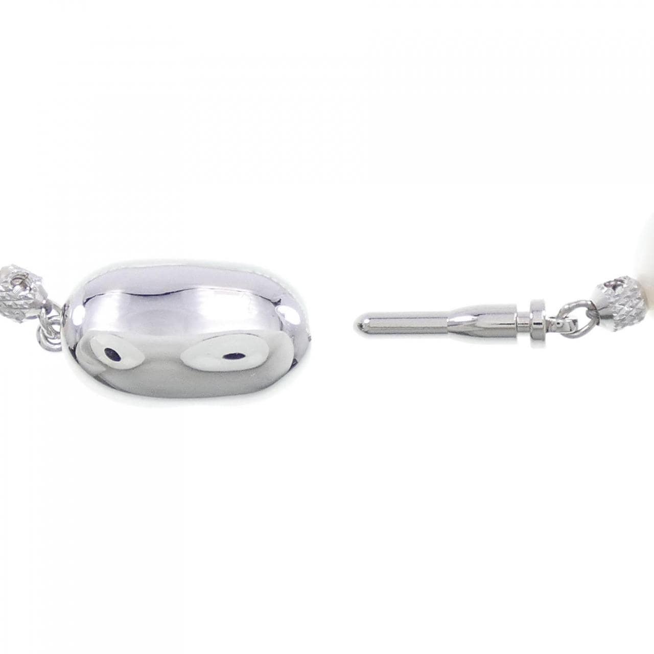 [BRAND NEW] Silver clasp White Butterfly Pearl necklace 12.2-16mm