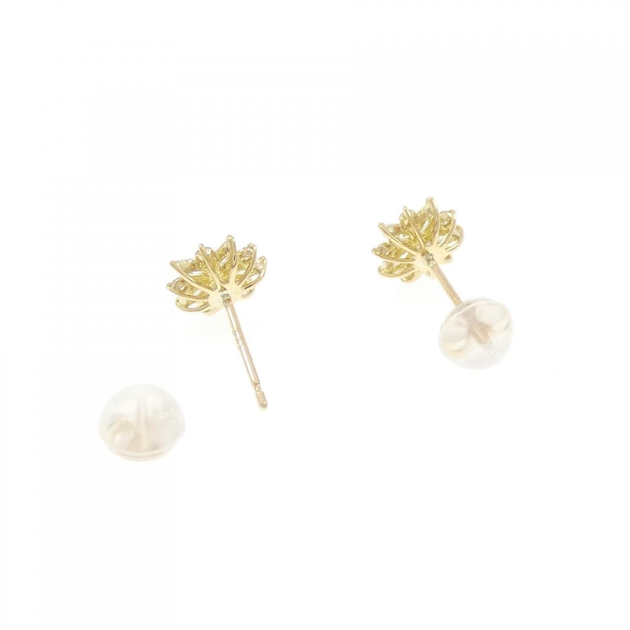 【新品】K18YG フラワー ダイヤモンド ピアス 0.40CT