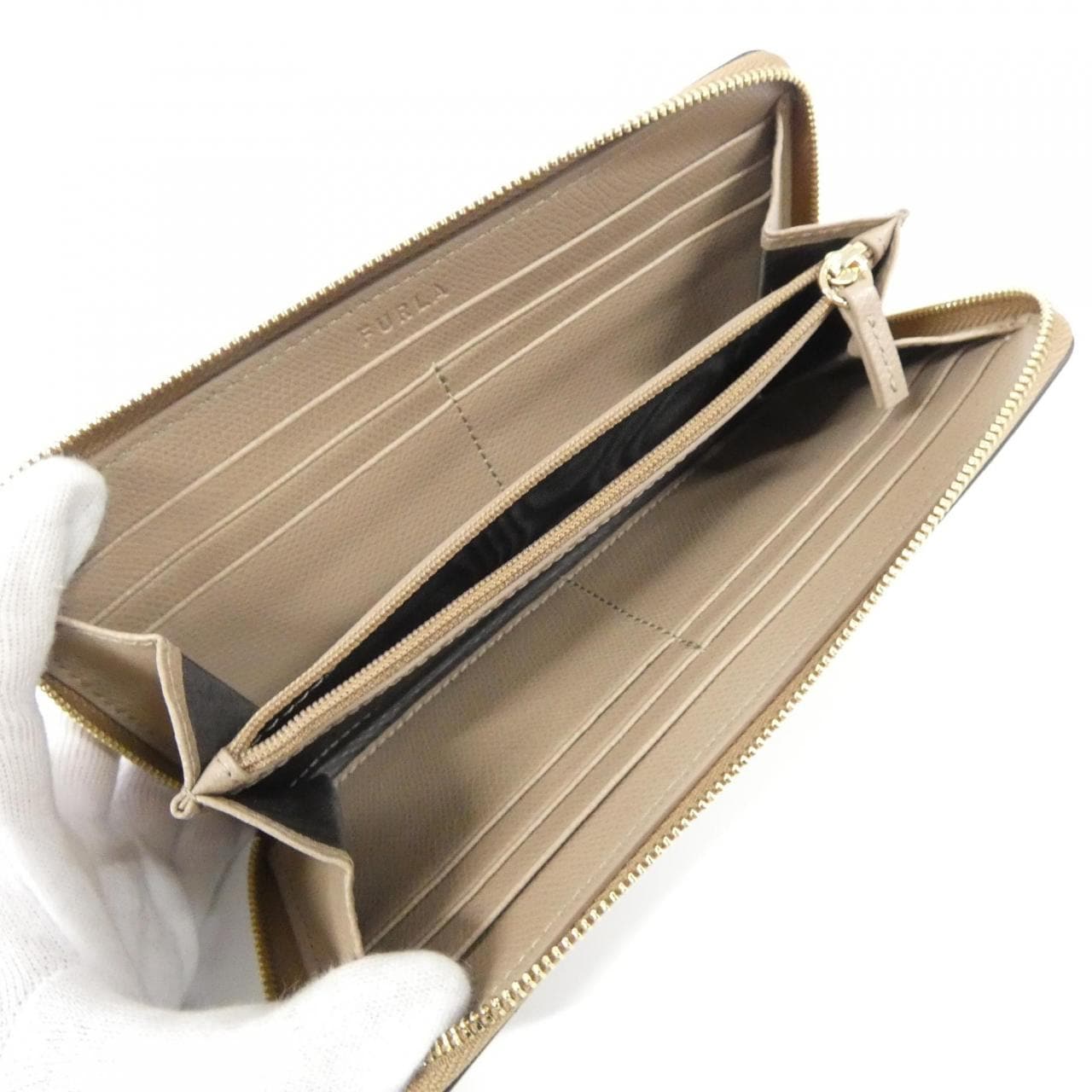 【新品】フルラ CAMELIA WP00313 財布